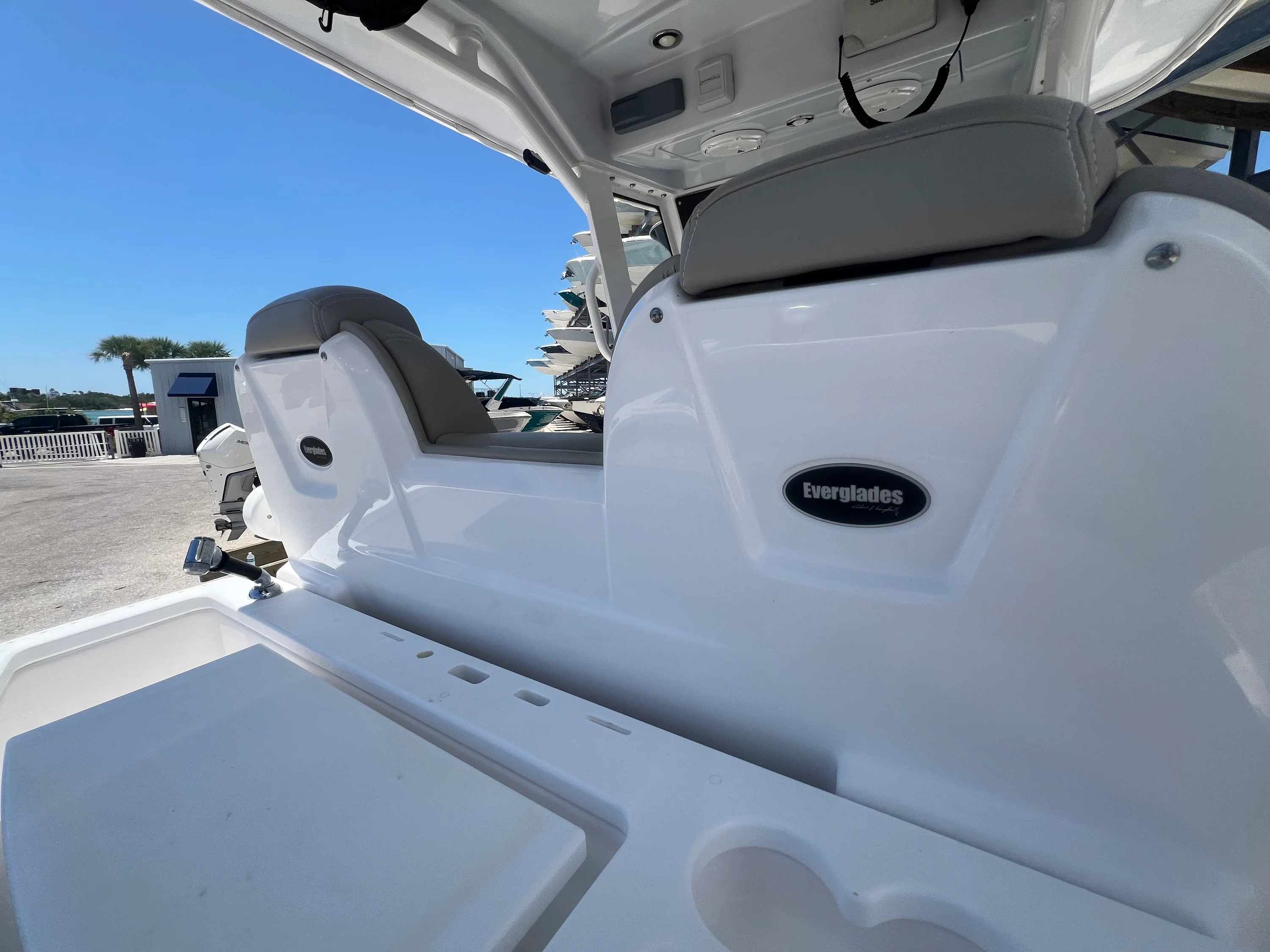 2019 Everglades 295CC Image Thumbnail #38