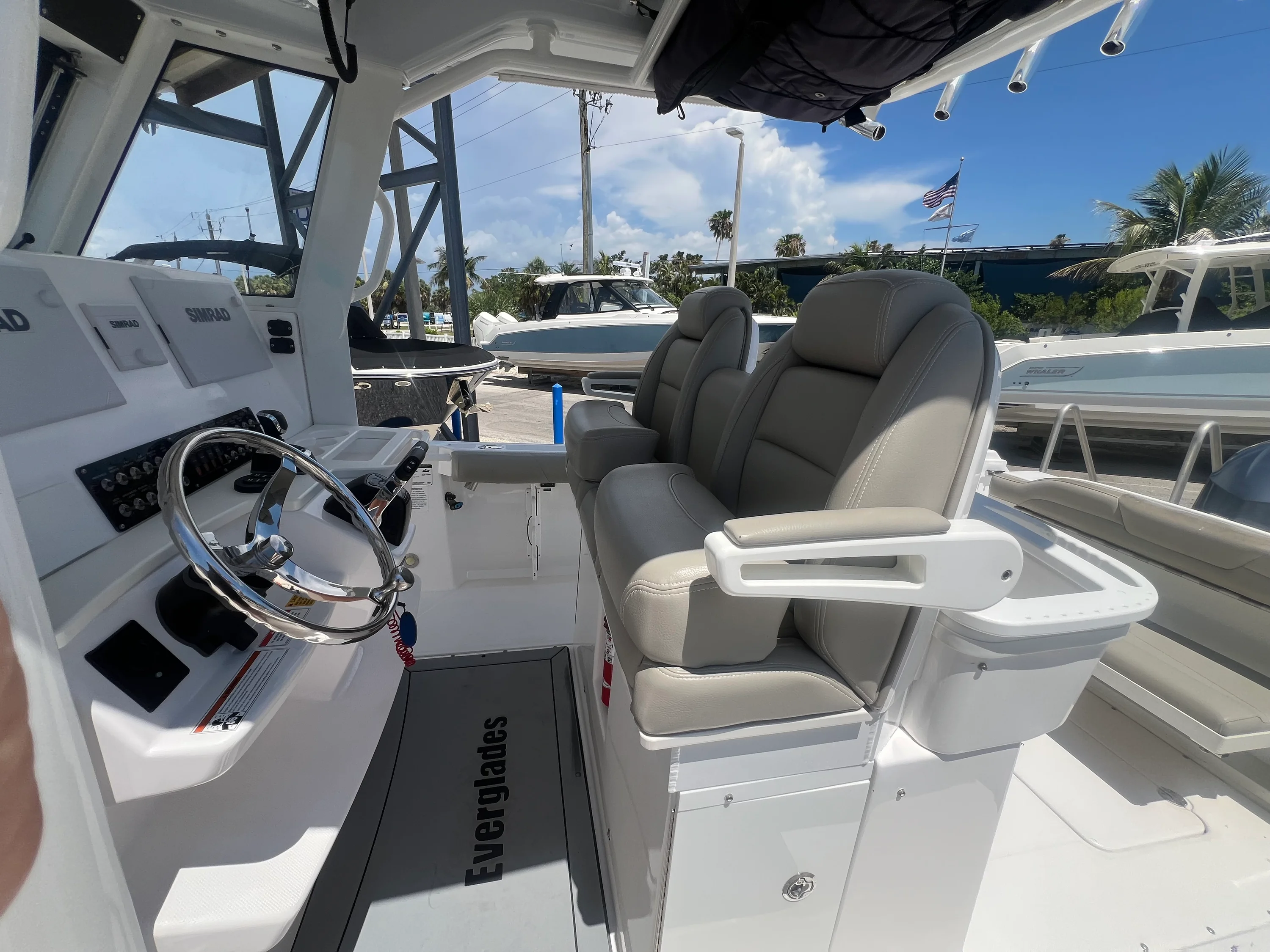 2019 Everglades 295CC Image Thumbnail #22