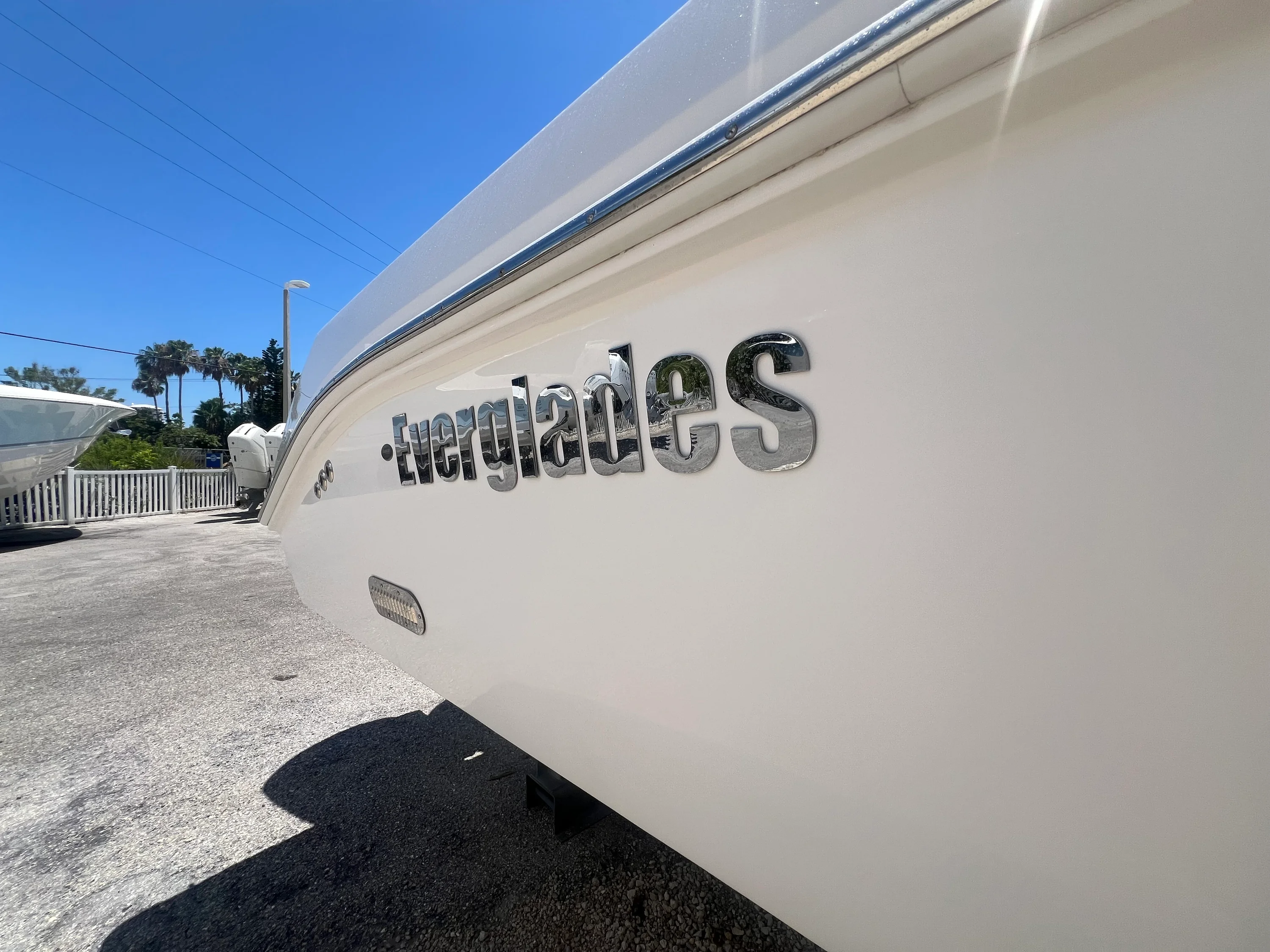 2019 Everglades 295CC Image Thumbnail #7