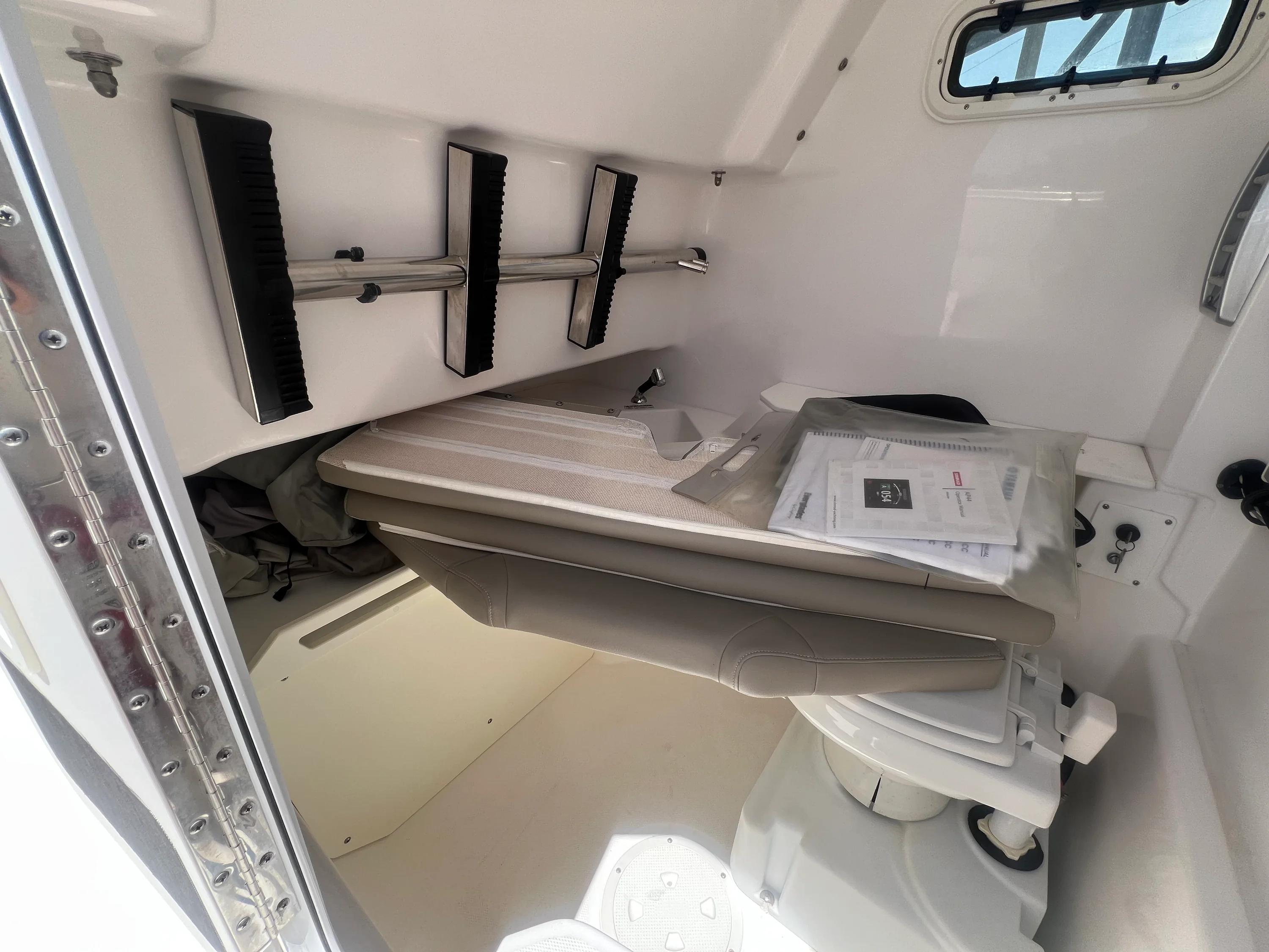 2019 Everglades 295CC Image Thumbnail #31