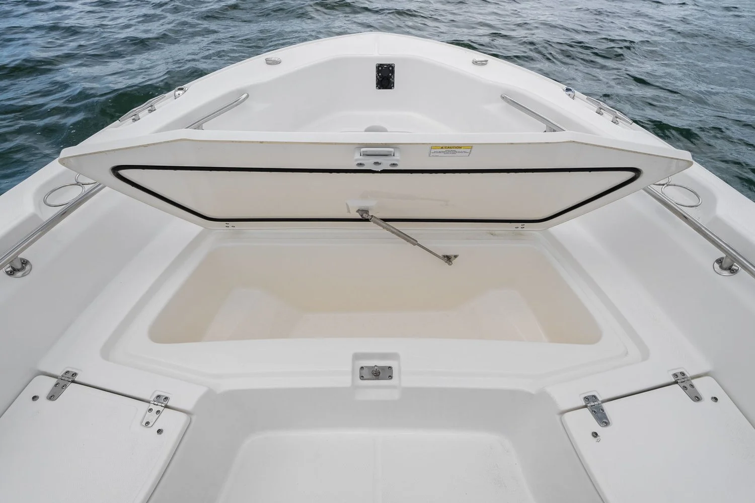 2024 Boston Whaler 250 DAUNTLESS Image Thumbnail #17
