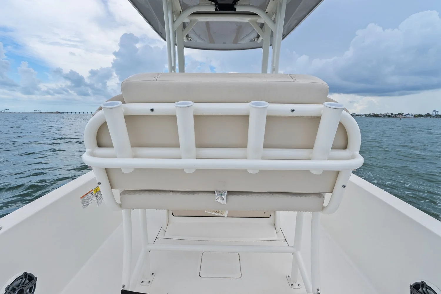 2024 Boston Whaler 250 DAUNTLESS Image Thumbnail #30