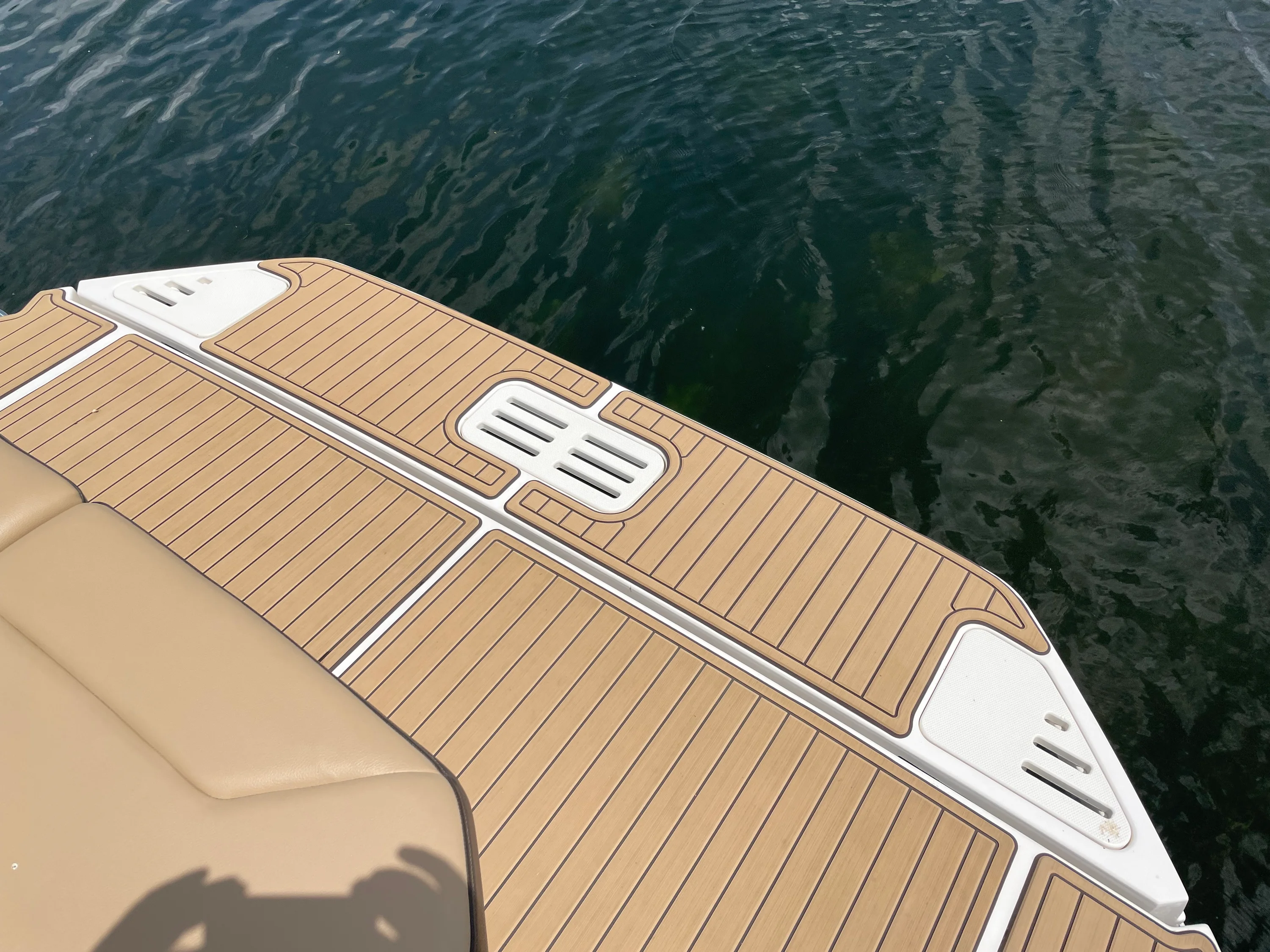 2020 Sea Ray 320 DA Image Thumbnail #32