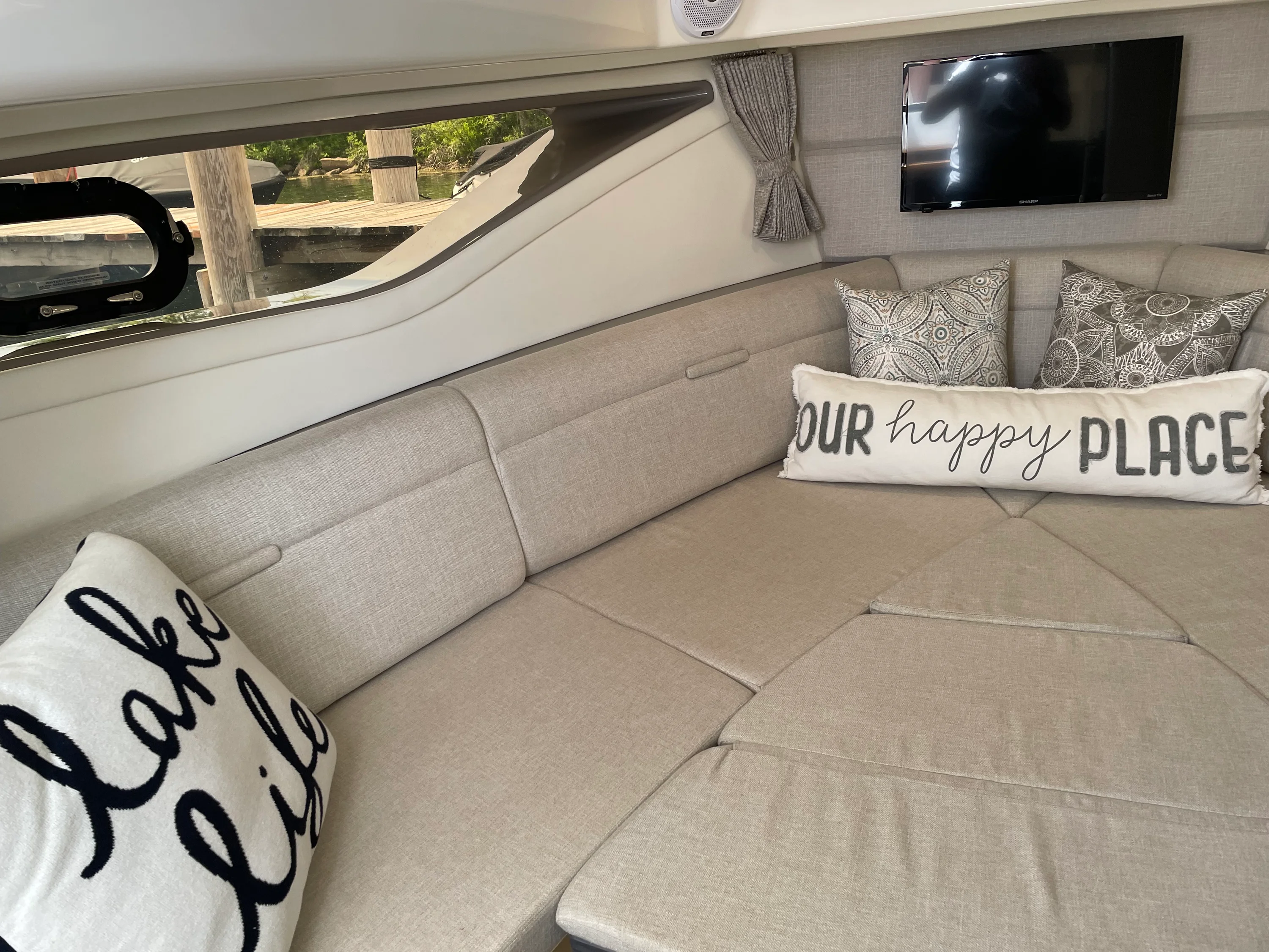 2020 Sea Ray 320 DA Image Thumbnail #27