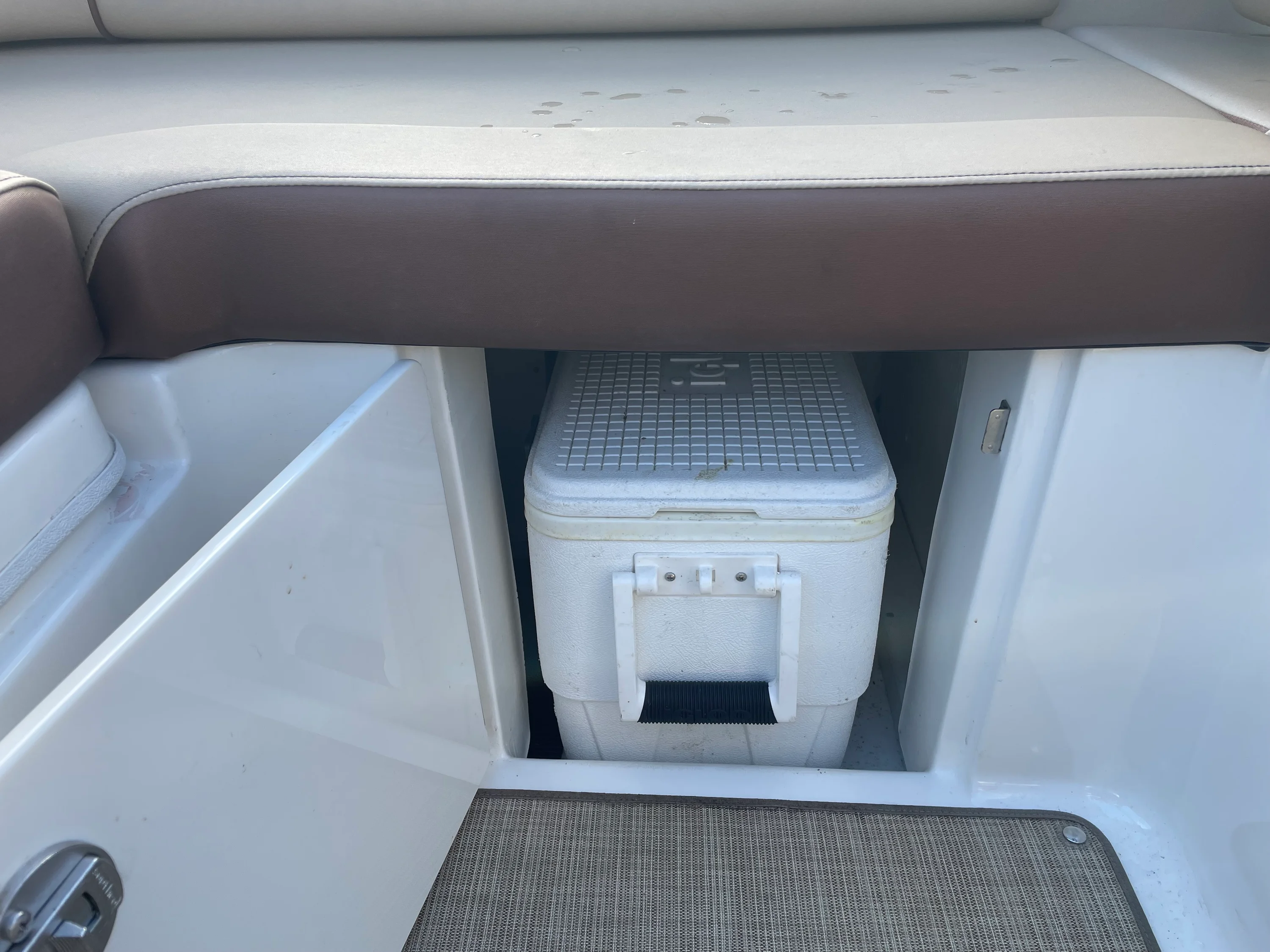 2017 Sea Ray 240 SUNDECK Image Thumbnail #45