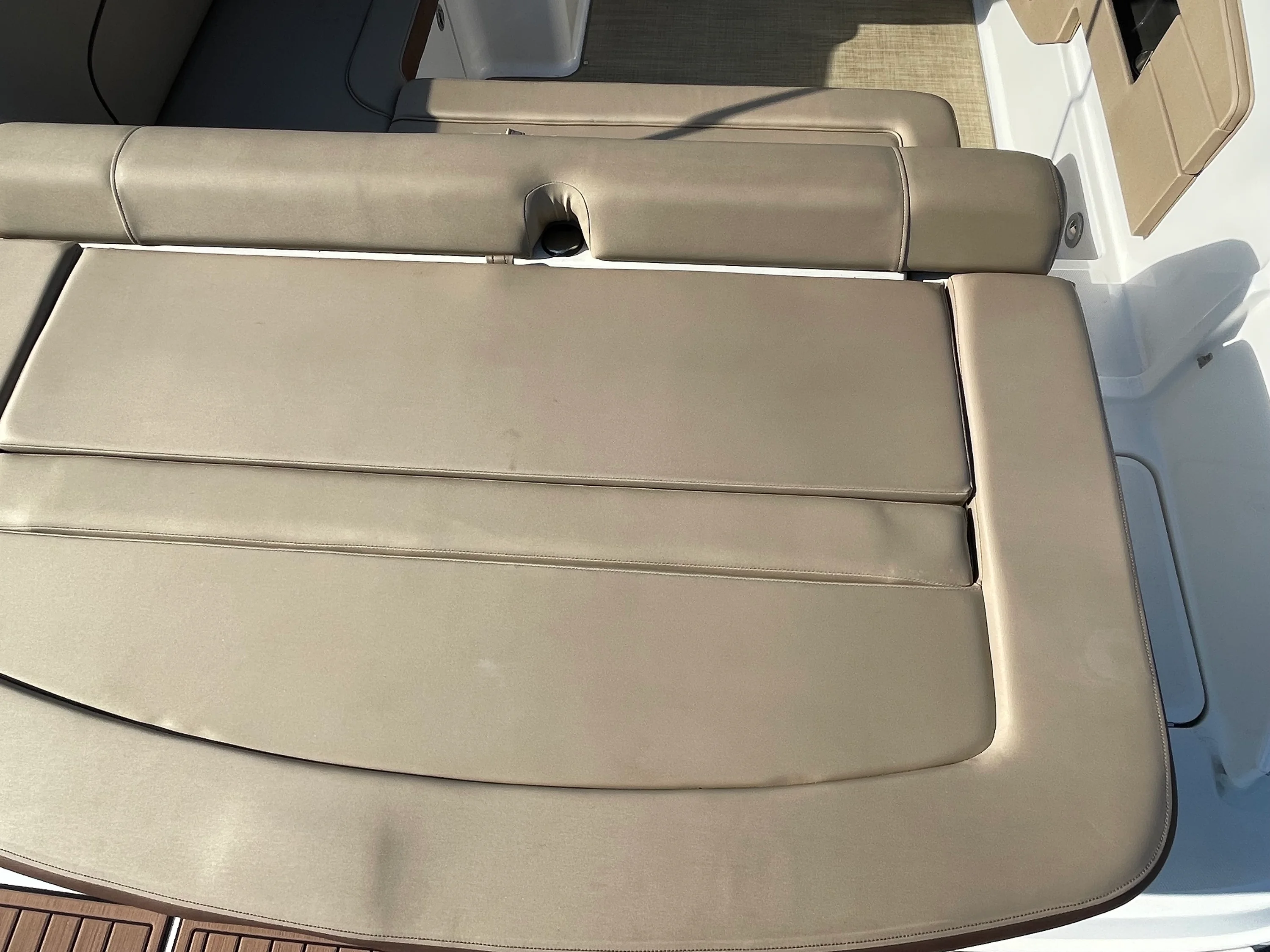 2017 Sea Ray 240 SUNDECK Image Thumbnail #43