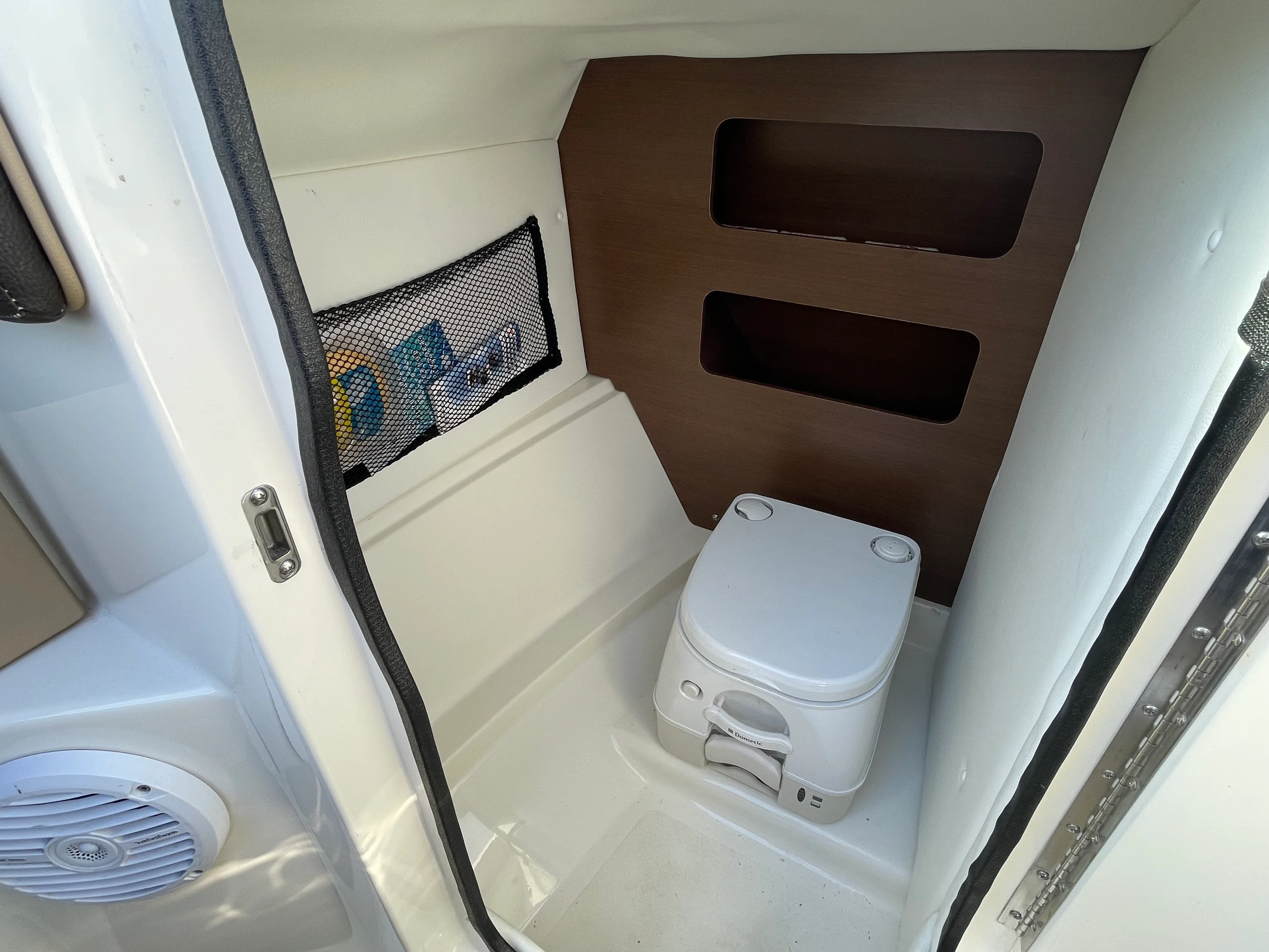 2017 Sea Ray 240 SUNDECK Image Thumbnail #22