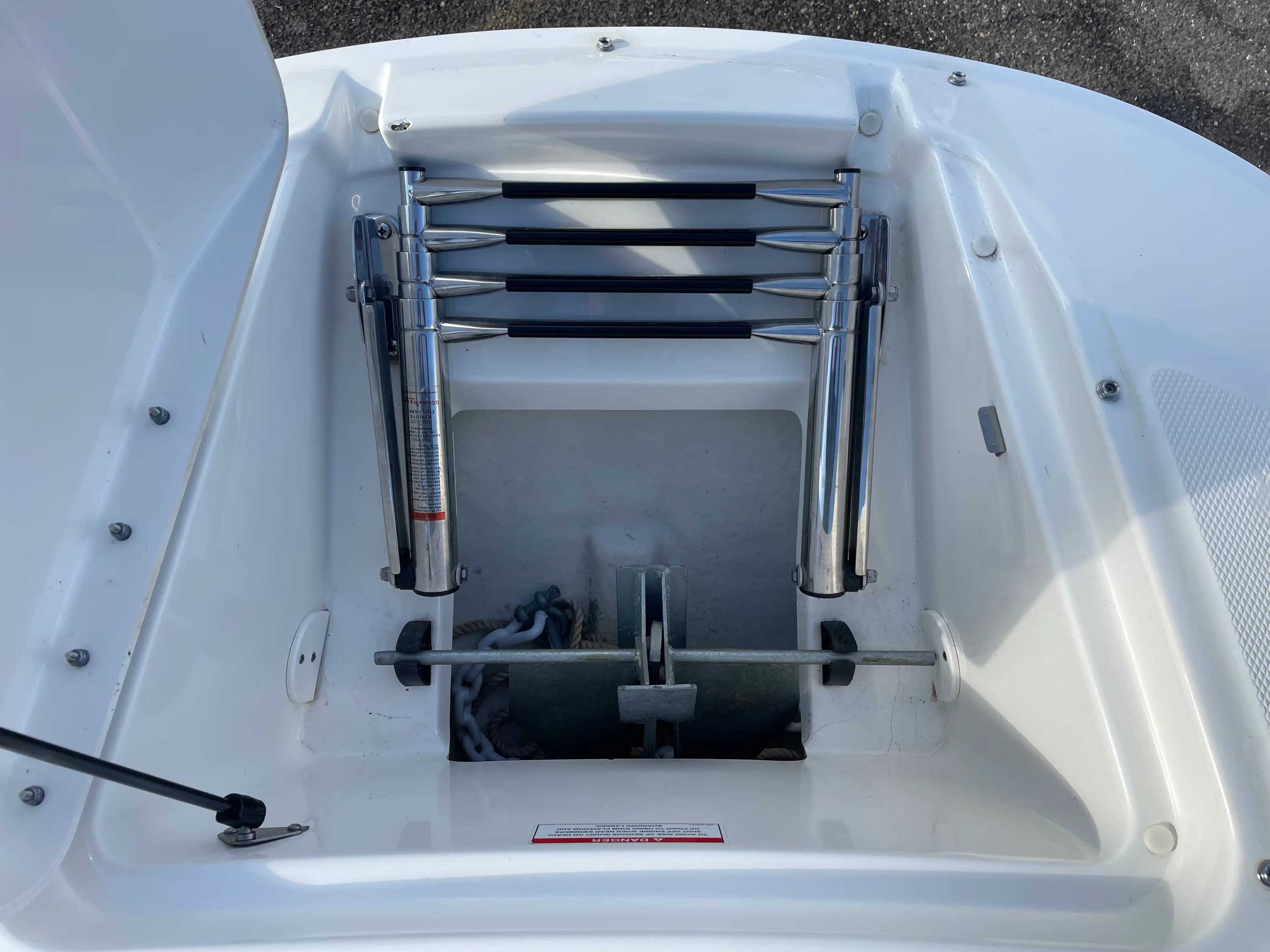 2017 Sea Ray 240 SUNDECK Image Thumbnail #28