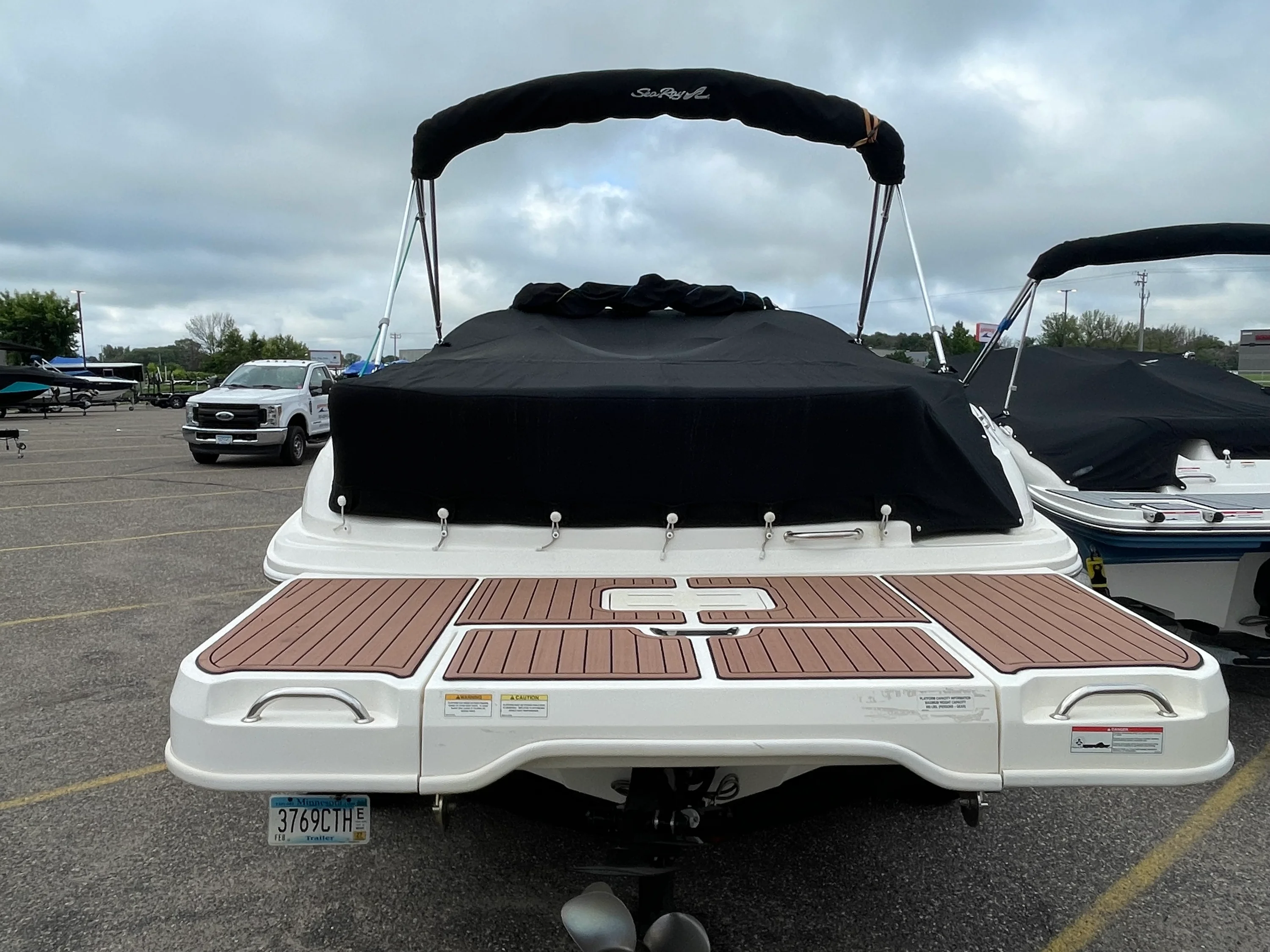 2017 Sea Ray 240 SUNDECK Image Thumbnail #9