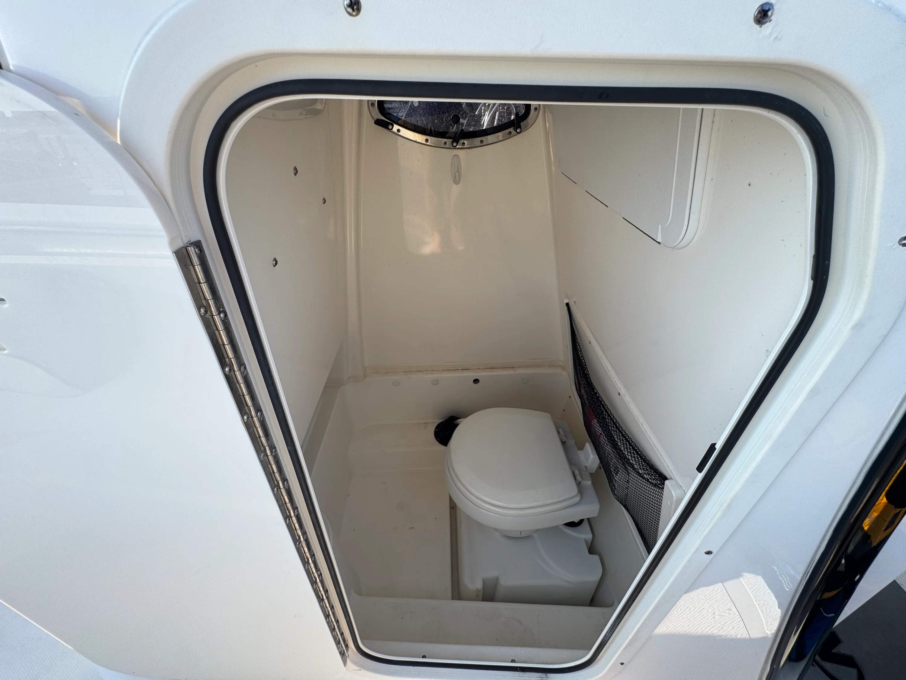 2022 NauticStar 2602 LEGACY Image Thumbnail #24