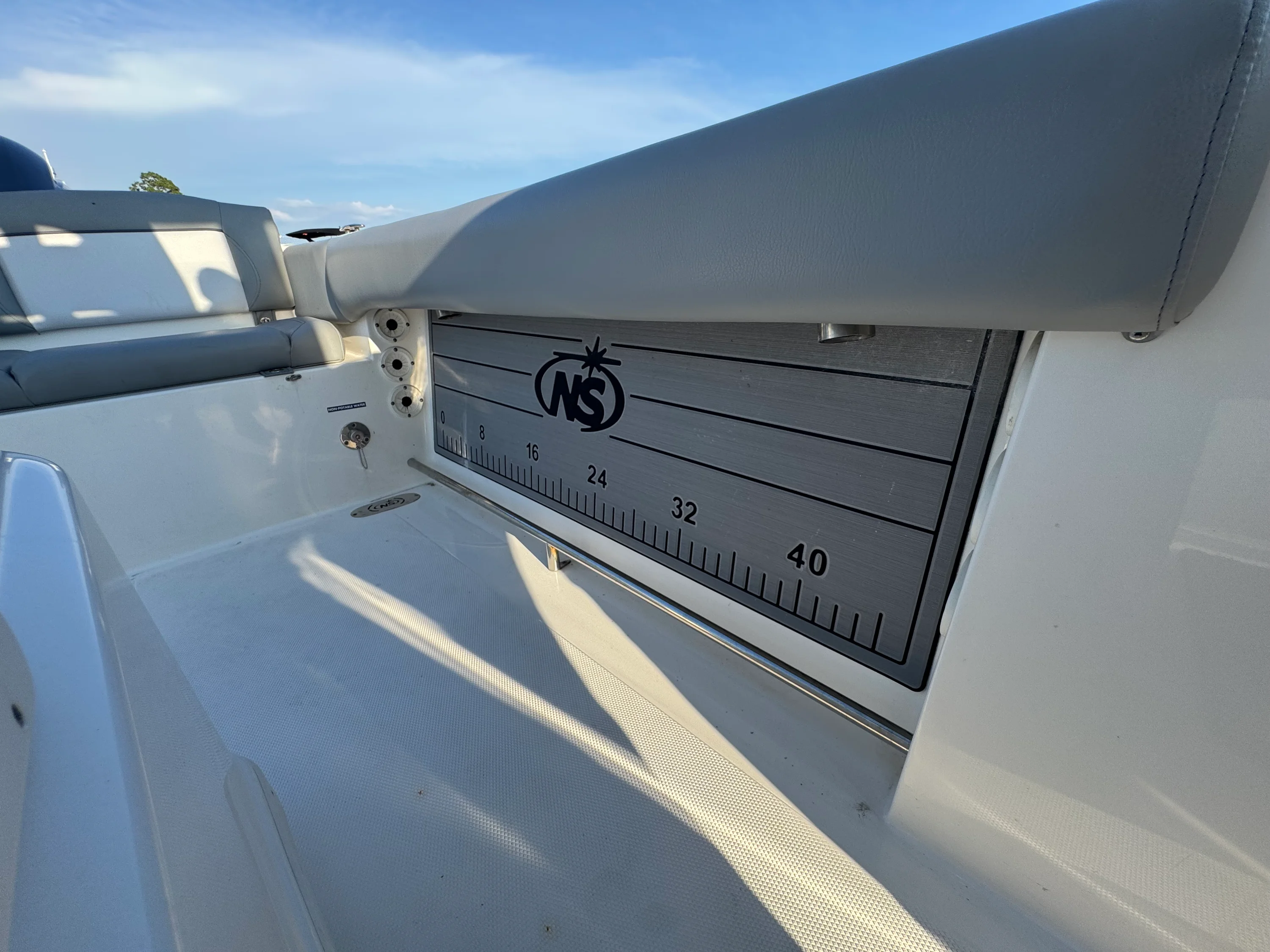 2022 NauticStar 2602 LEGACY Image Thumbnail #10