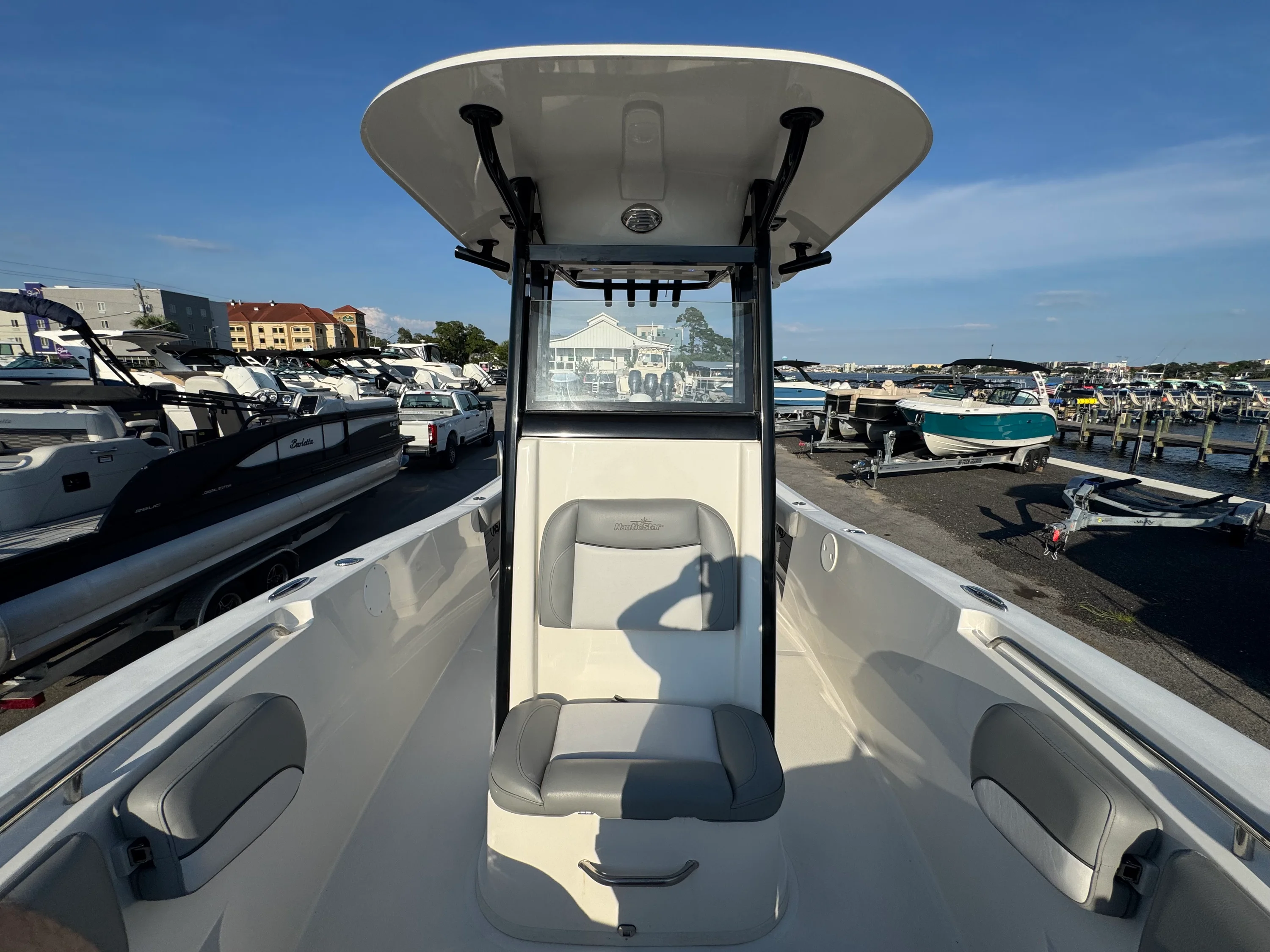 2022 NauticStar 2602 LEGACY Image Thumbnail #25