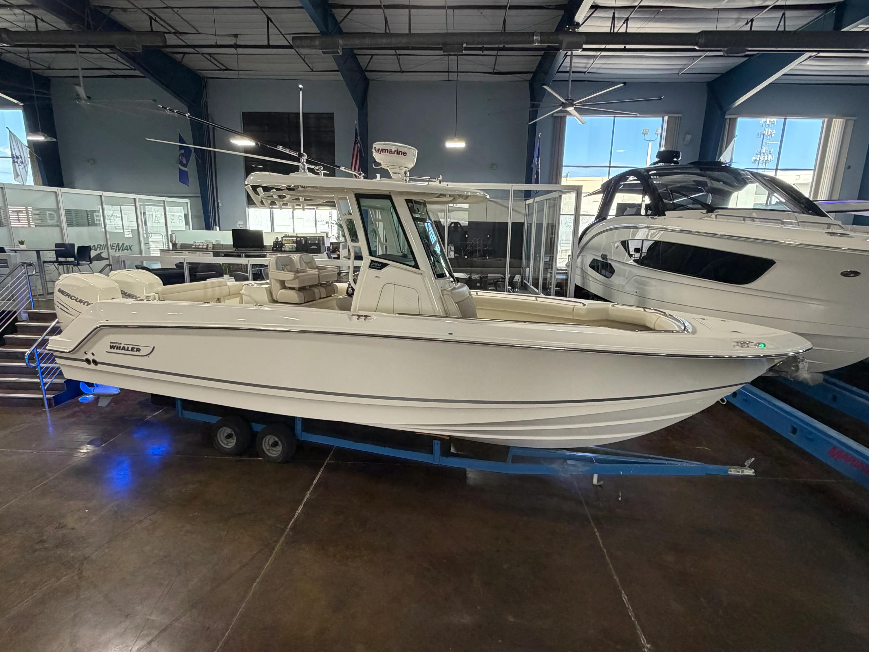 2017 Boston Whaler 280 OUTRAGE Image Thumbnail #3
