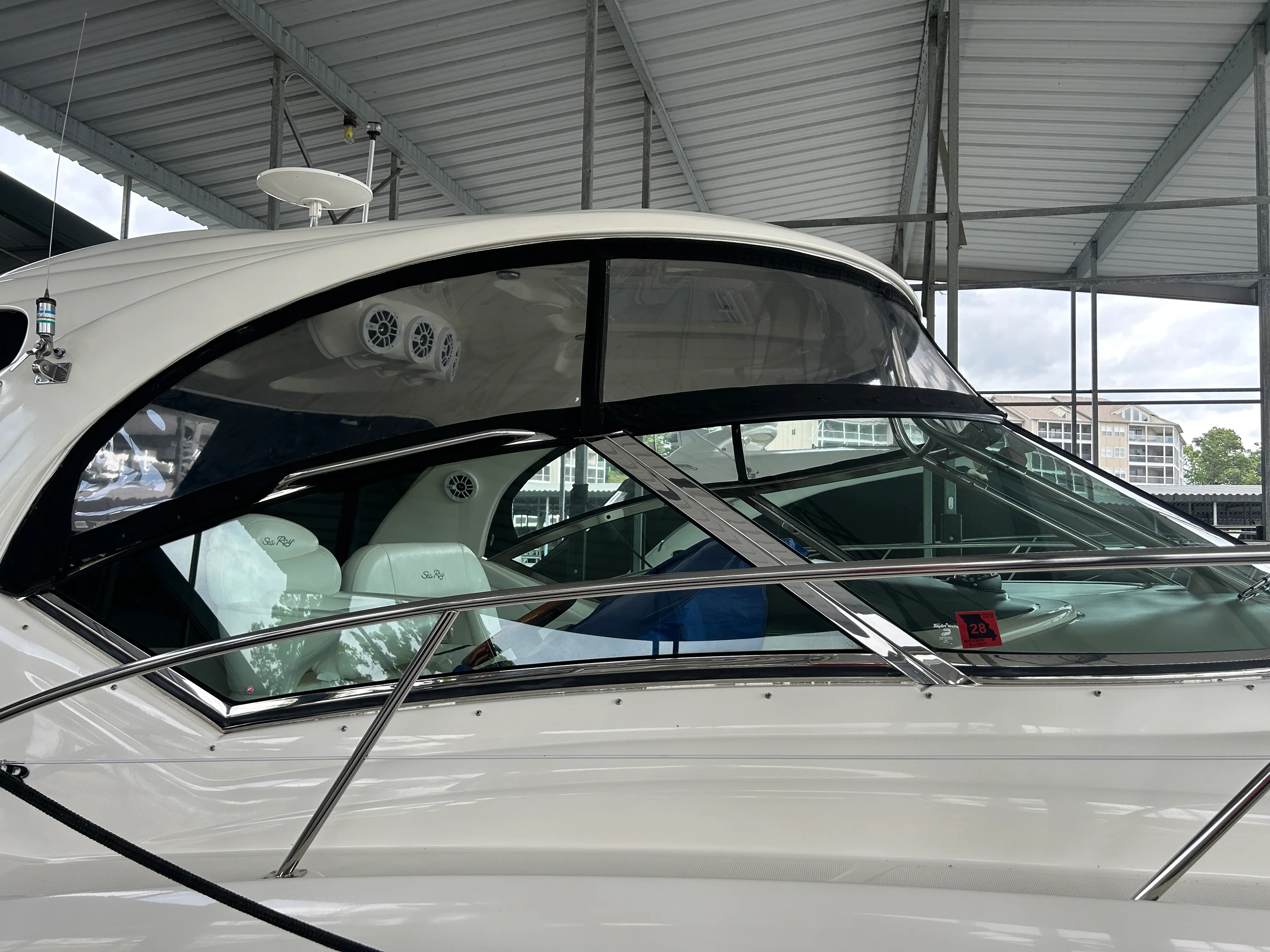 2004 Sea Ray 420 DA Image Thumbnail #2