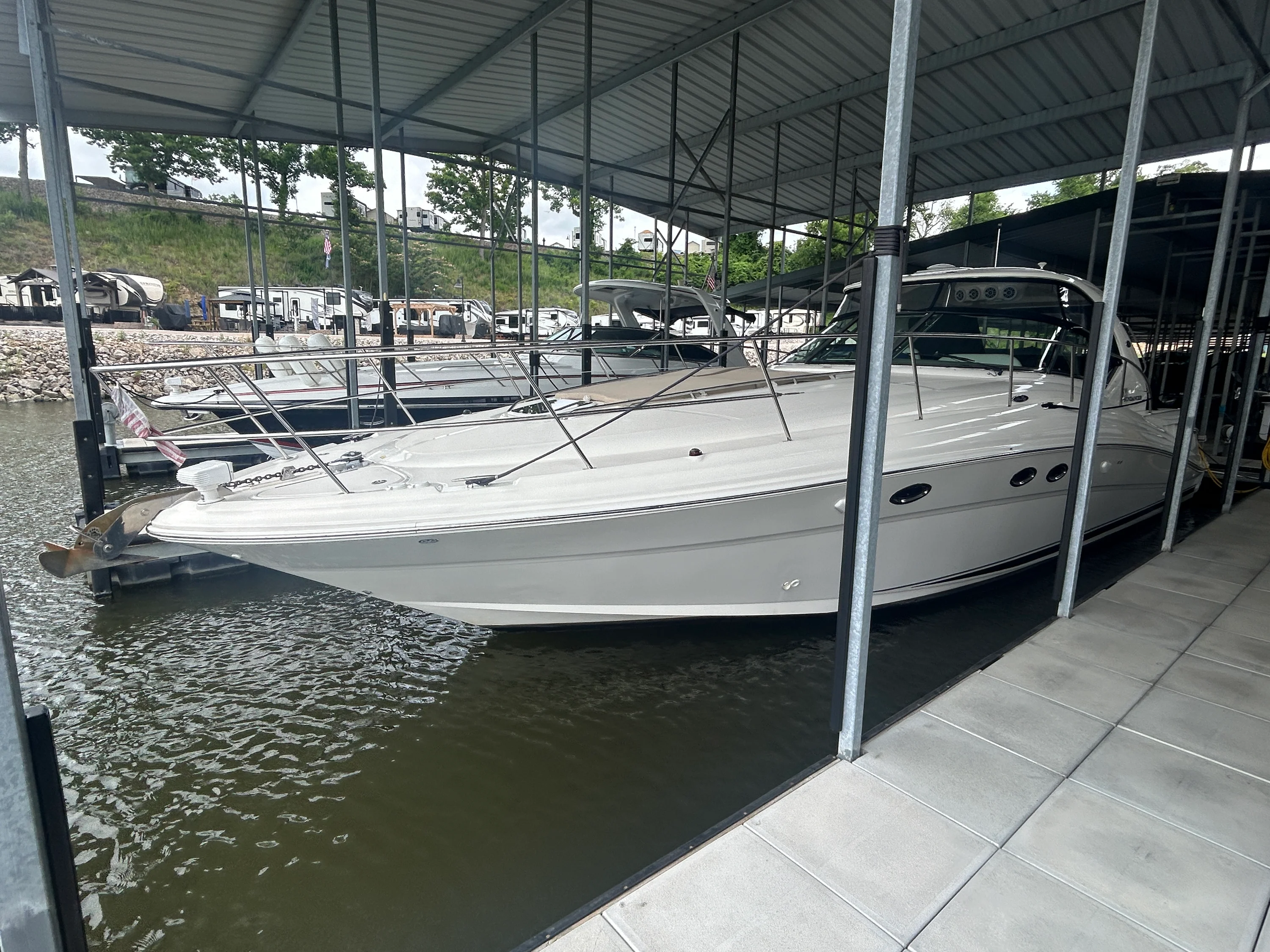 2004 Sea Ray 420 DA Image Thumbnail #1