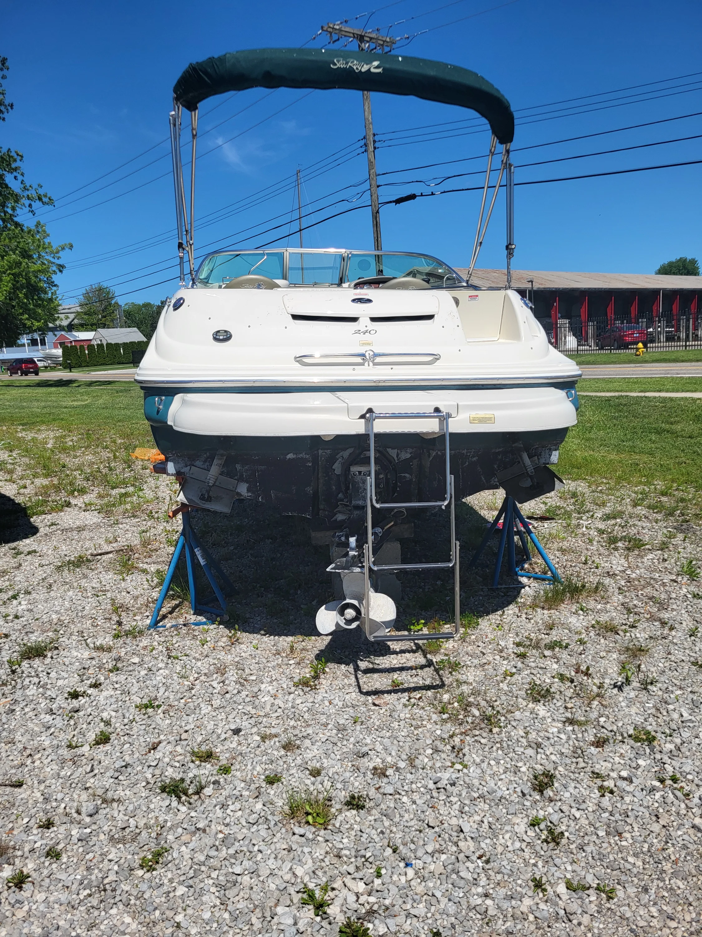 2005 Sea Ray SUNDECK Image Thumbnail #3
