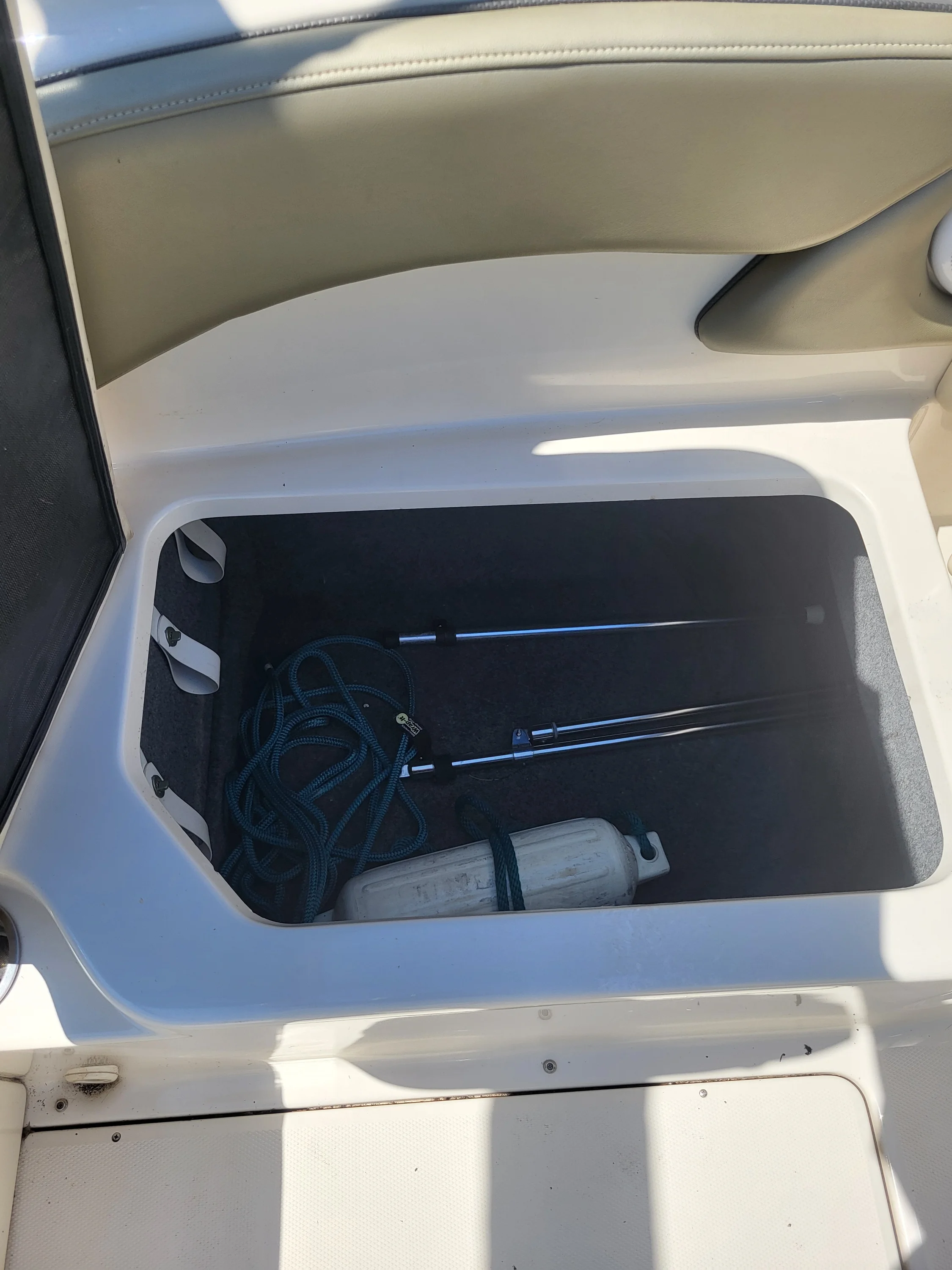 2005 Sea Ray SUNDECK Image Thumbnail #23