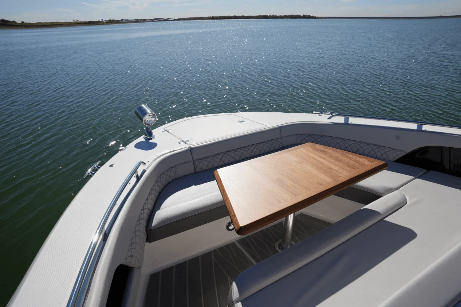 2025 Sea Ray 370 SUNDANCER Image Thumbnail #28