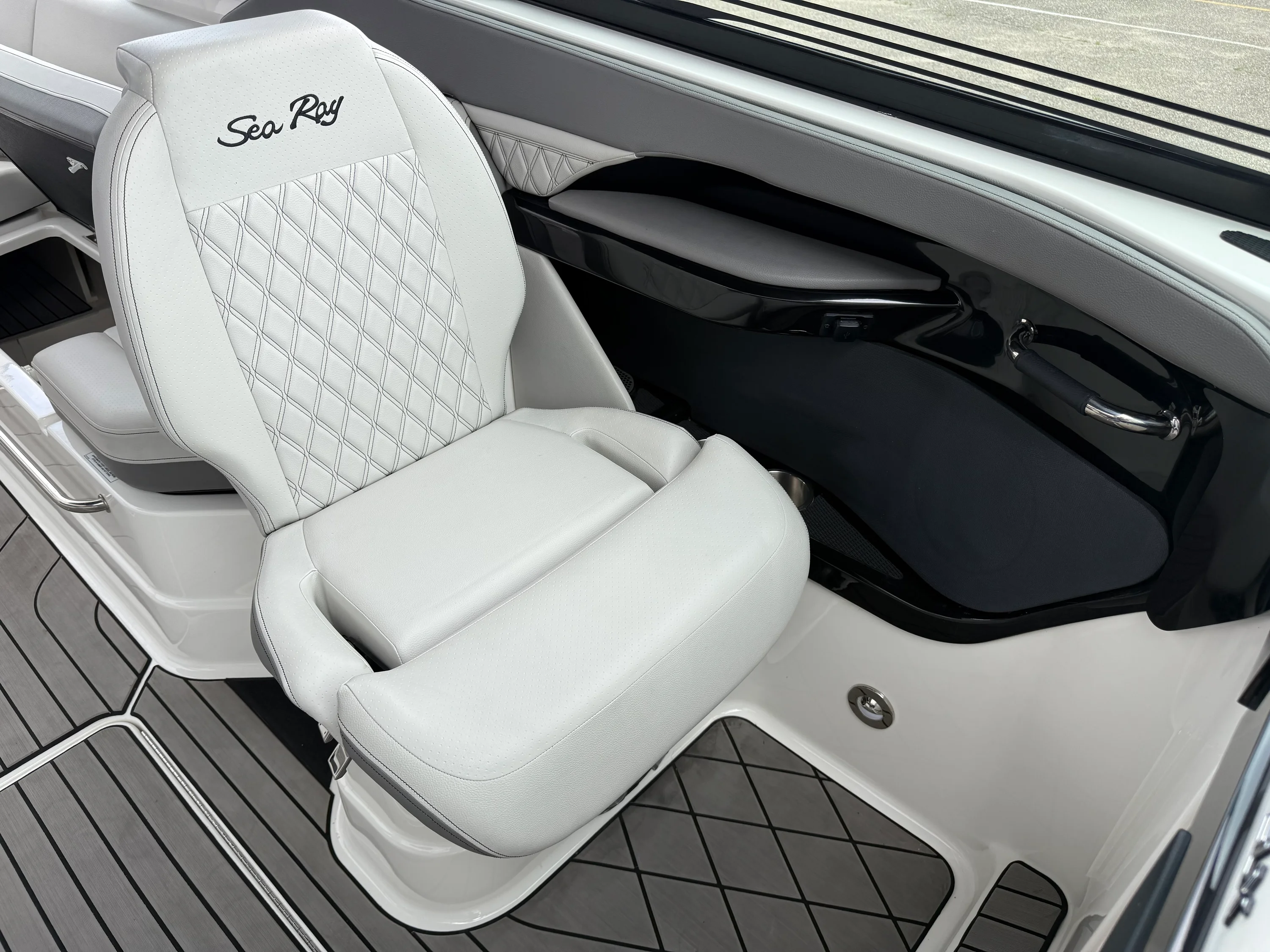 2024 Sea Ray 280 SLX Image Thumbnail #52