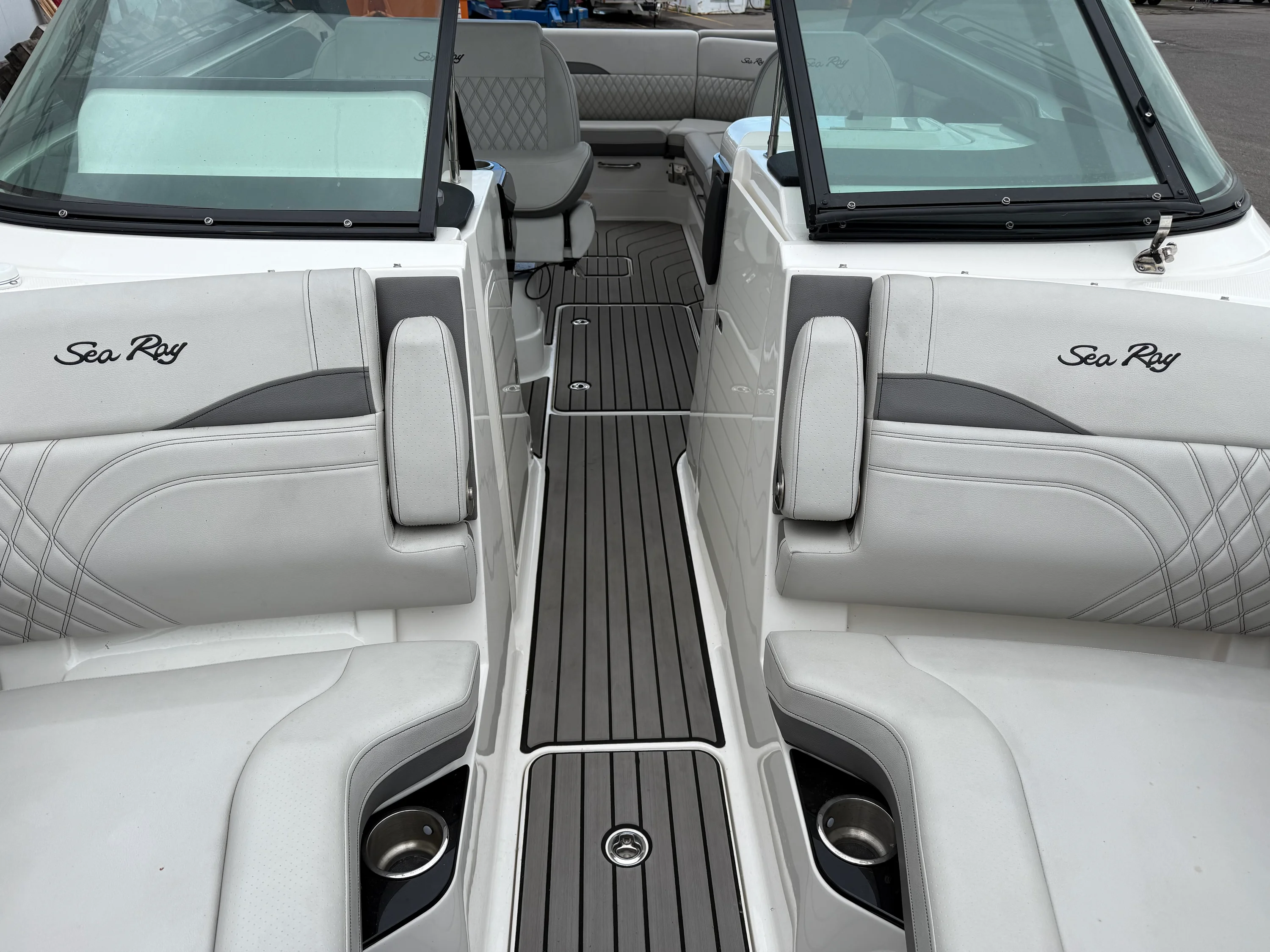 2024 Sea Ray 280 SLX Image Thumbnail #8