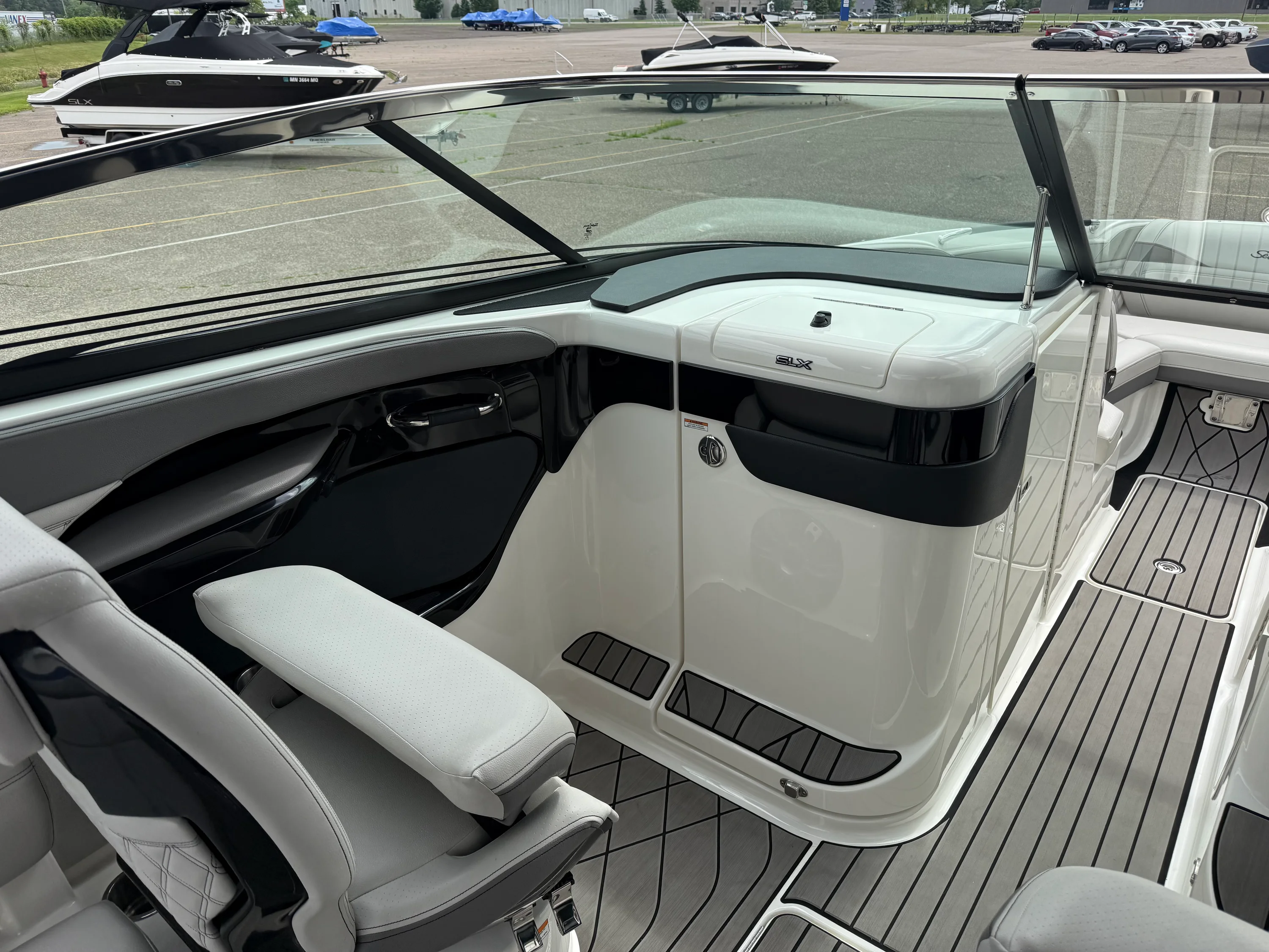 2024 Sea Ray 280 SLX Image Thumbnail #68