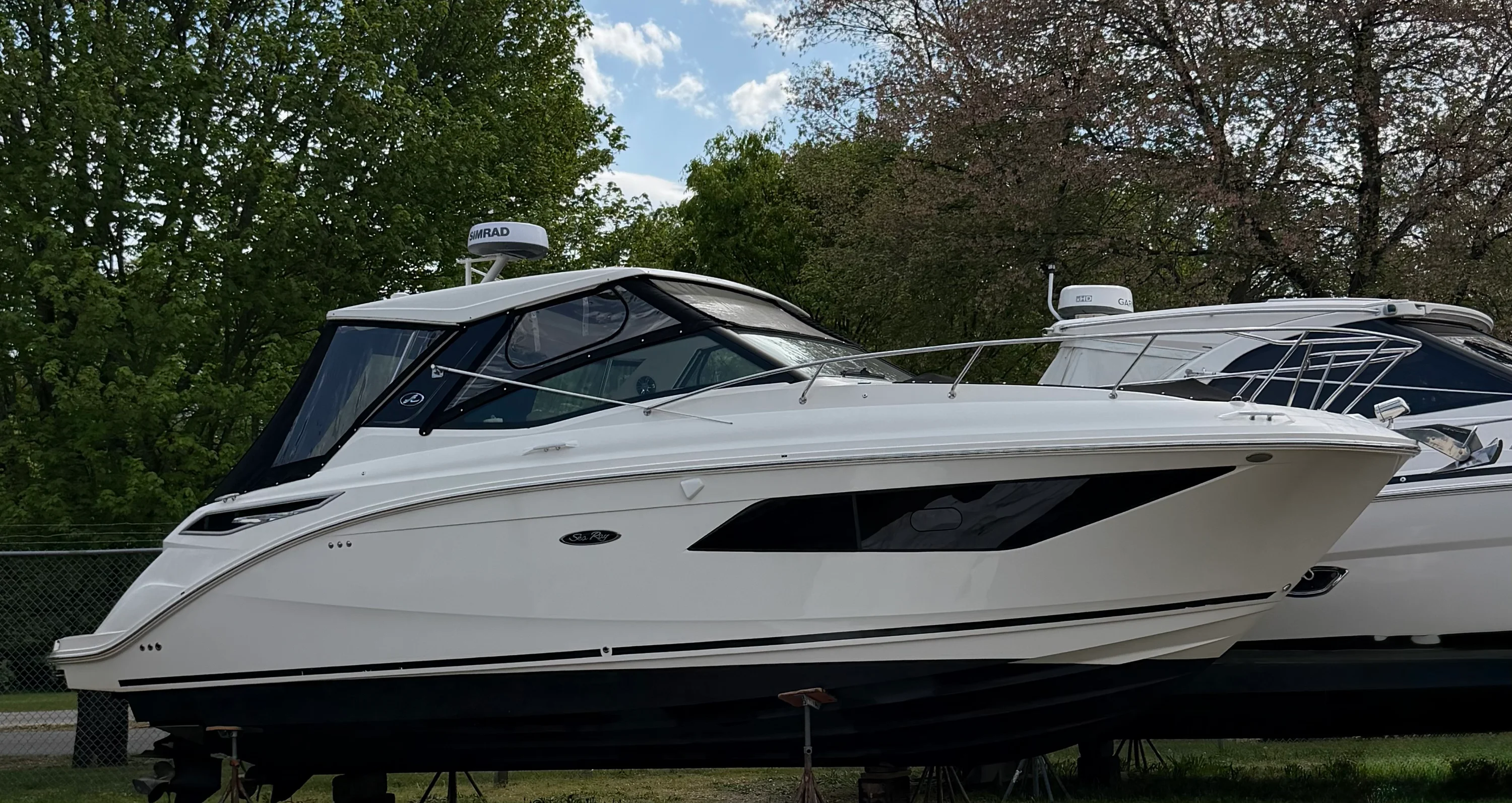 2019 Sea Ray 320 SUNDANCER Image Thumbnail #0
