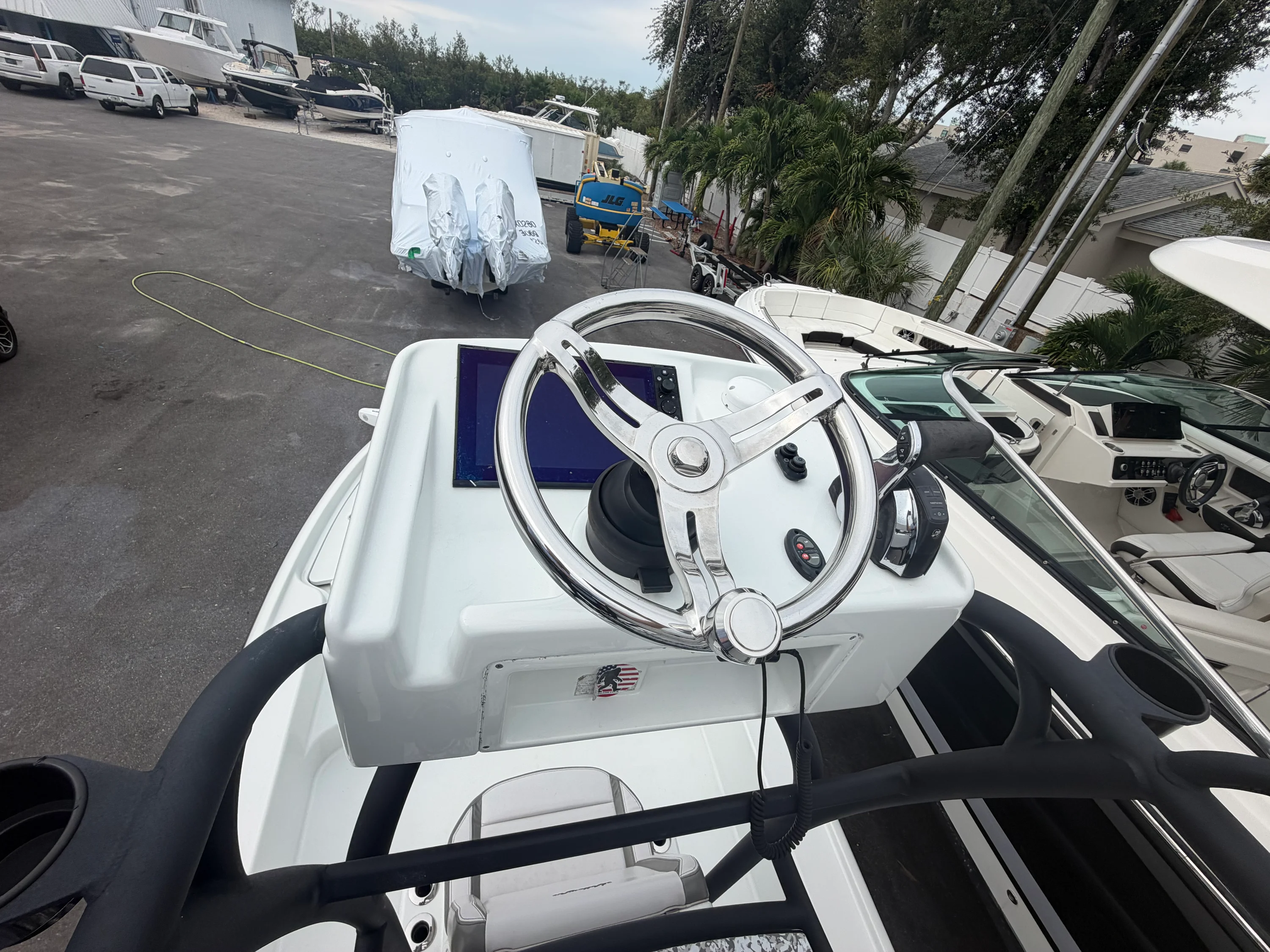 2019 Yellowfin 24CE Image Thumbnail #12
