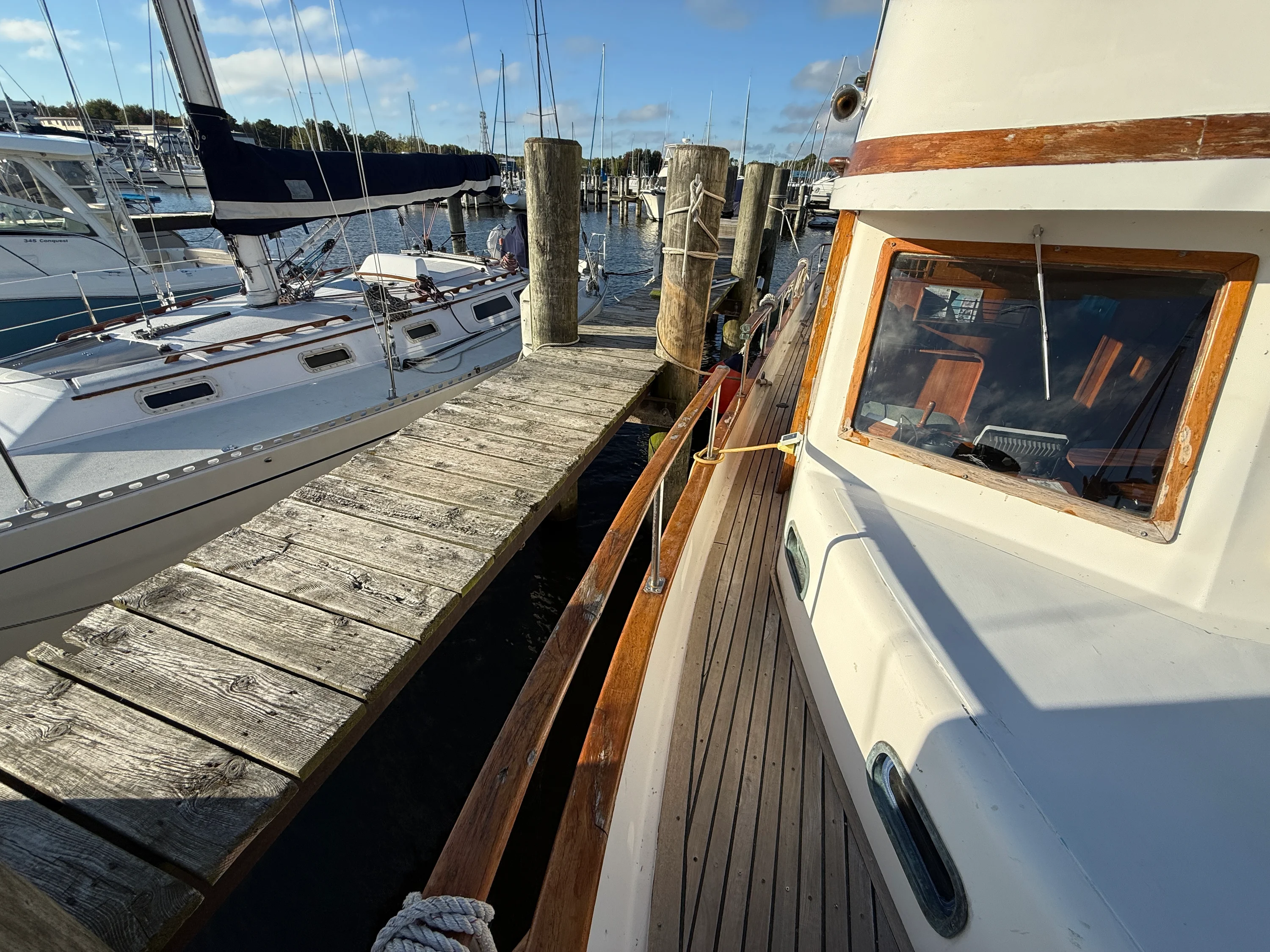 1981 Marine Trader DOUBLE CABIN Image Thumbnail #9
