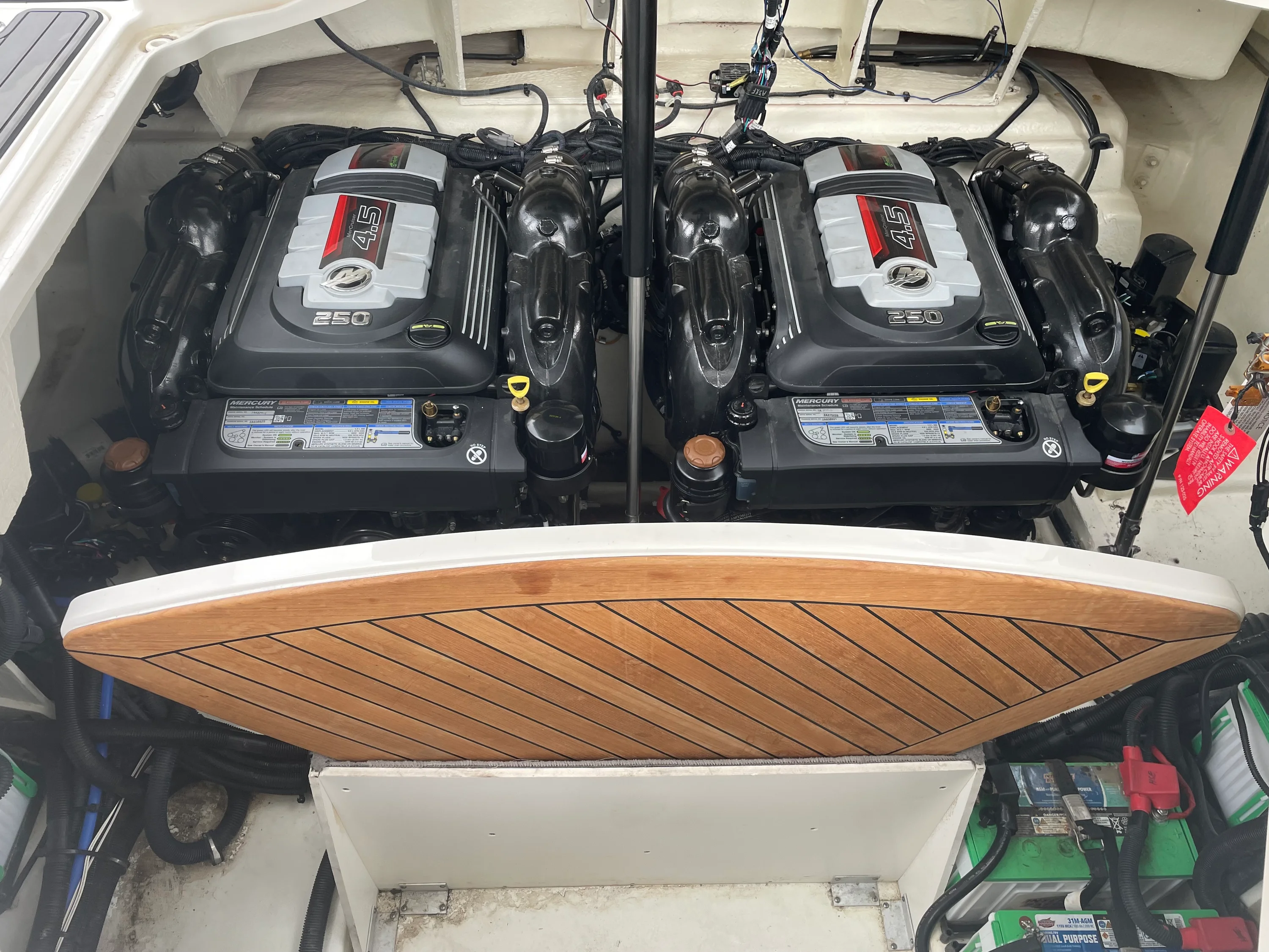 2021 Sea Ray SLX 310 Image Thumbnail #46