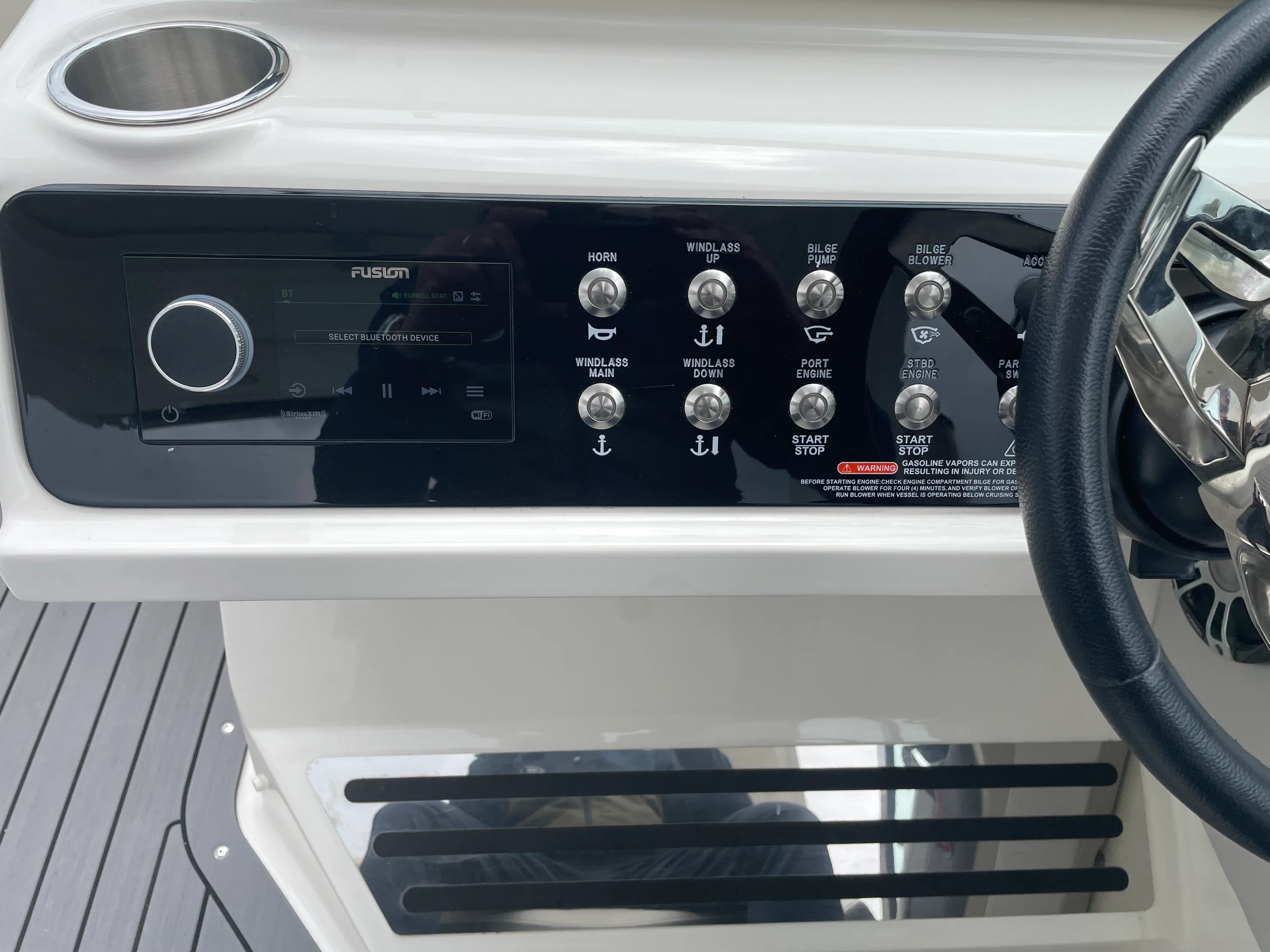 2021 Sea Ray SLX 310 Image Thumbnail #17
