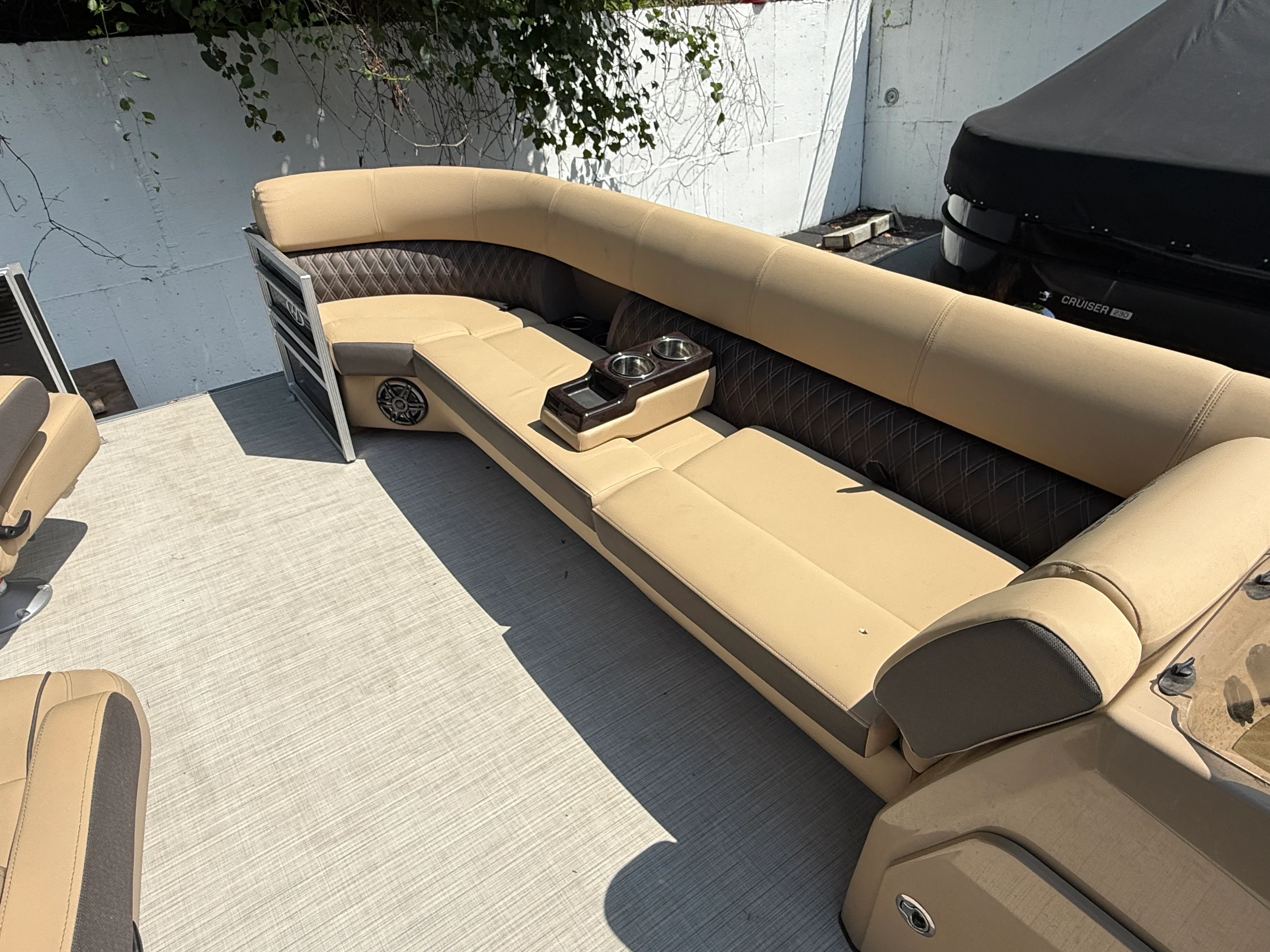 2022 Harris 250 SL Image Thumbnail #19