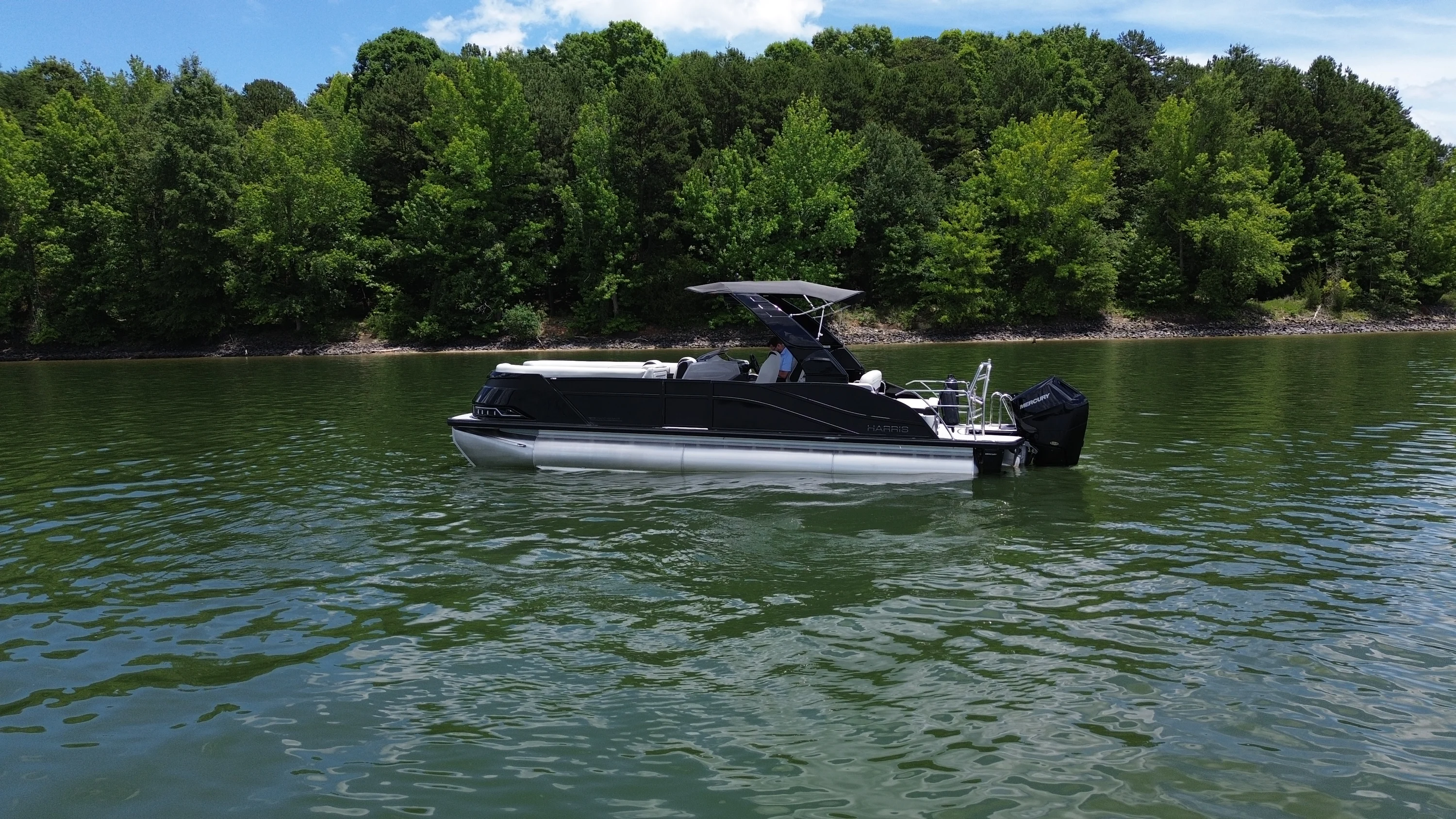 2026 Harris GRAND MARINER 250 Image Thumbnail #1