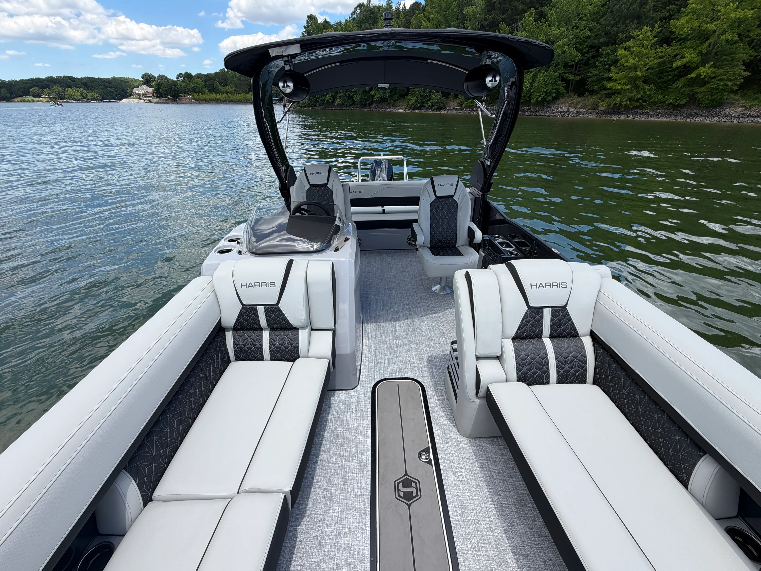 2026 Harris GRAND MARINER 250 Image Thumbnail #22