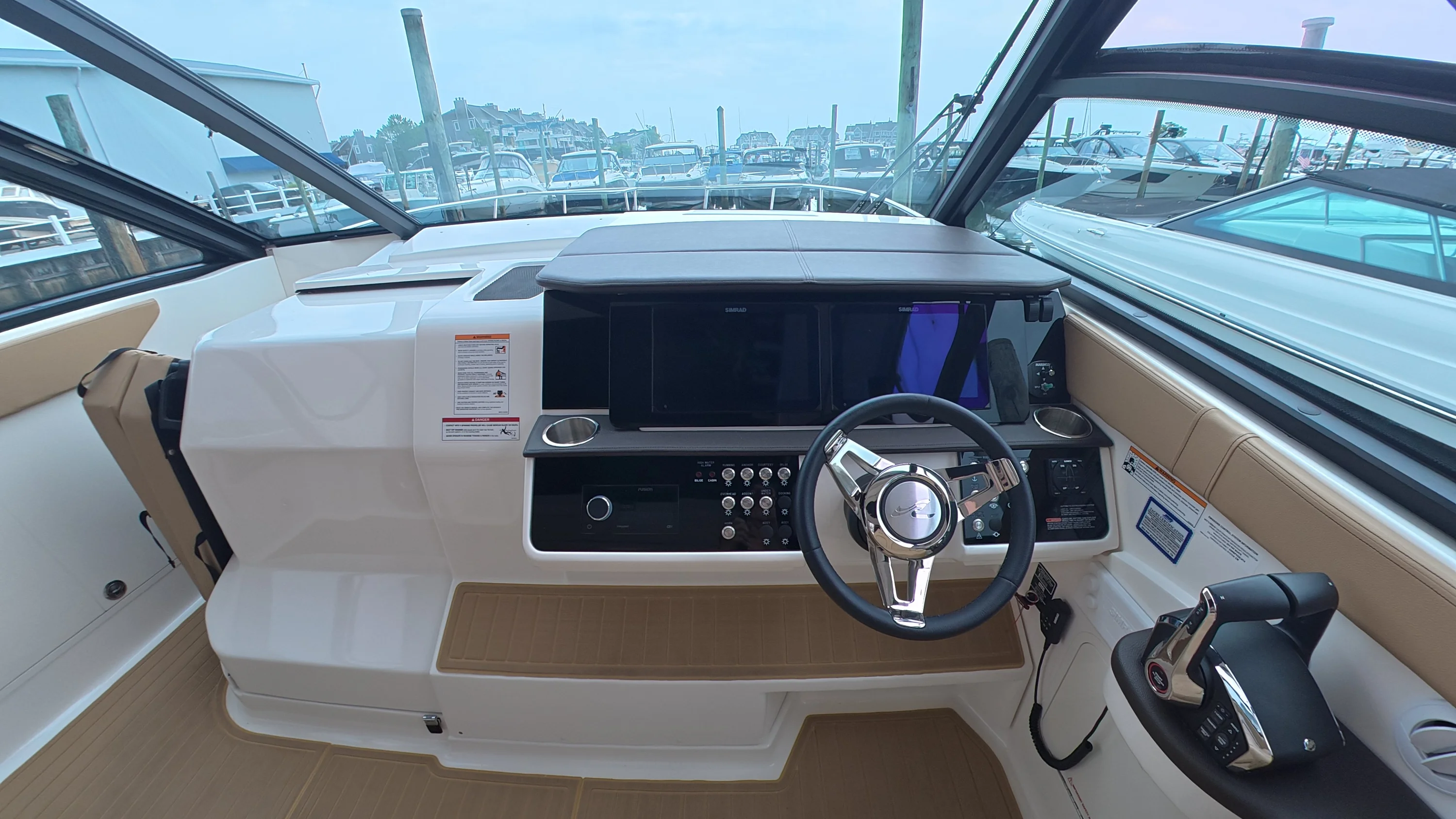 2025 Sea Ray Sundancer 320 Outboard Image Thumbnail #21
