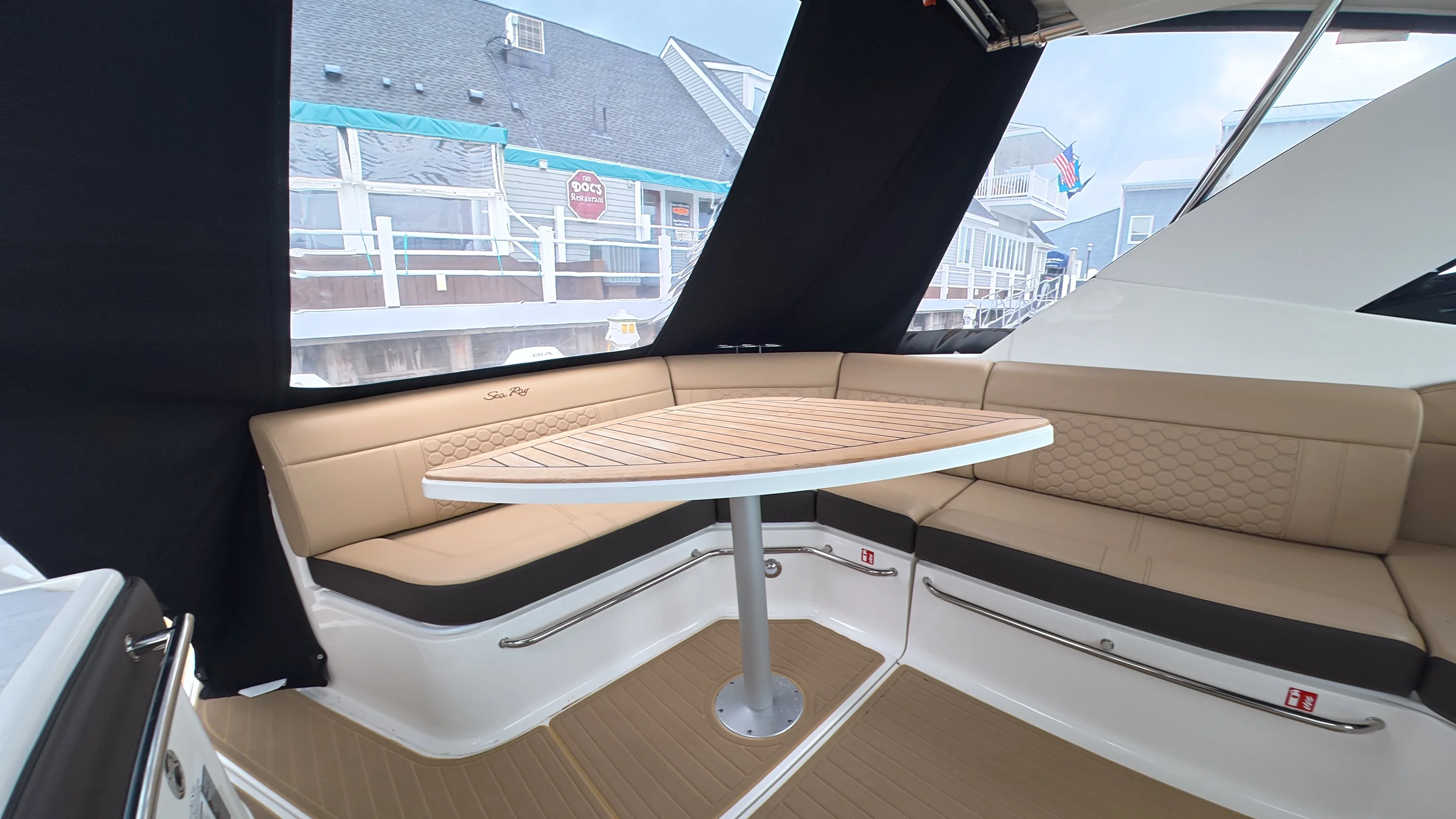 2025 Sea Ray Sundancer 320 Outboard Image Thumbnail #7