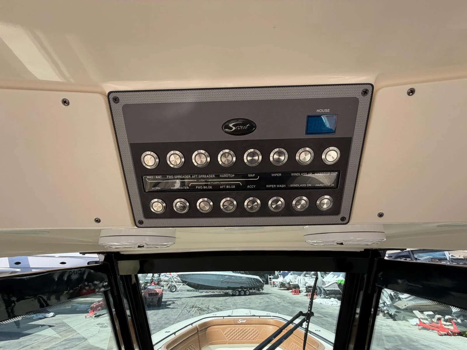 2021 Scout 330 LXF Image Thumbnail #16