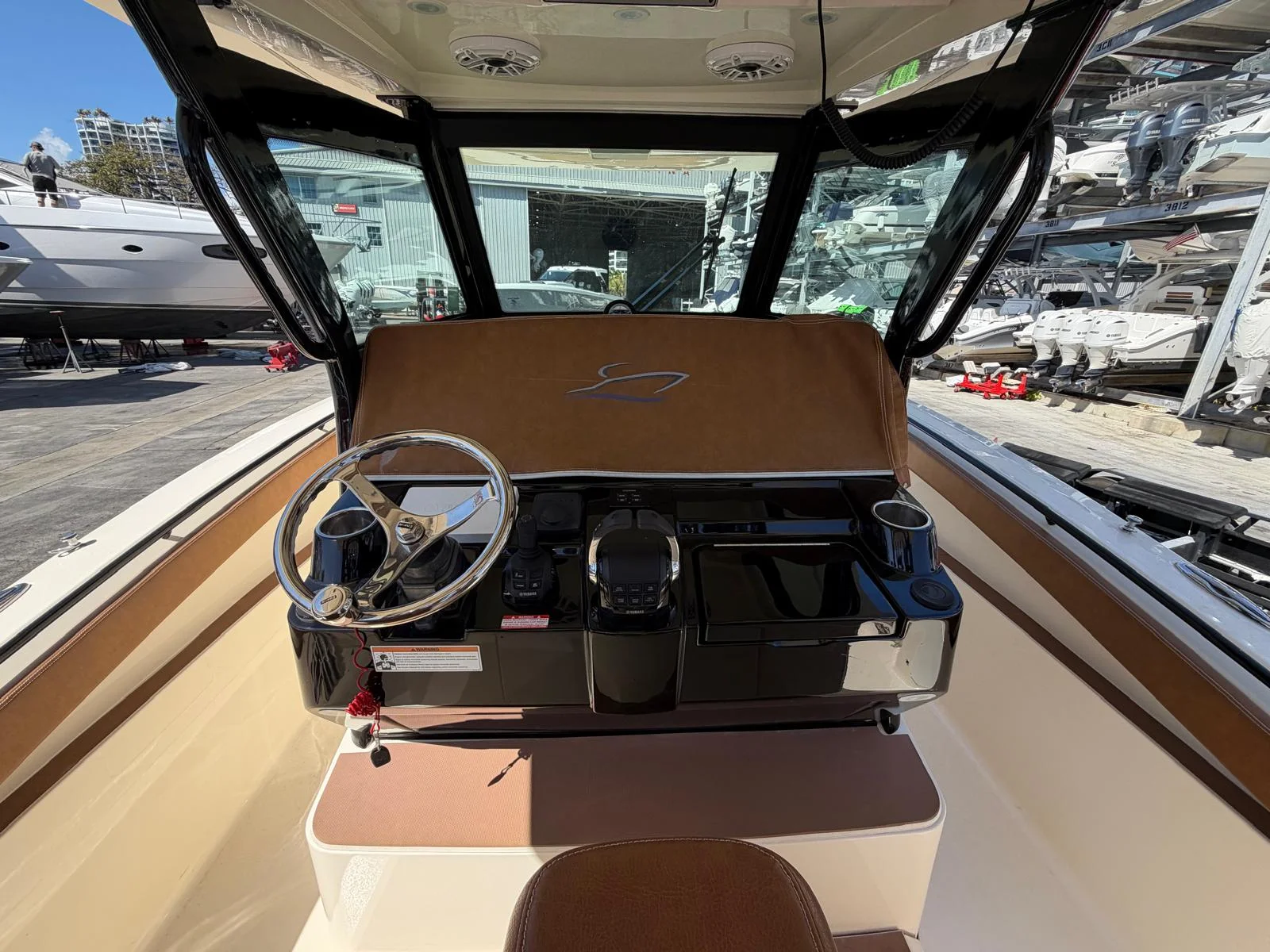 2021 Scout 330 LXF Image Thumbnail #10
