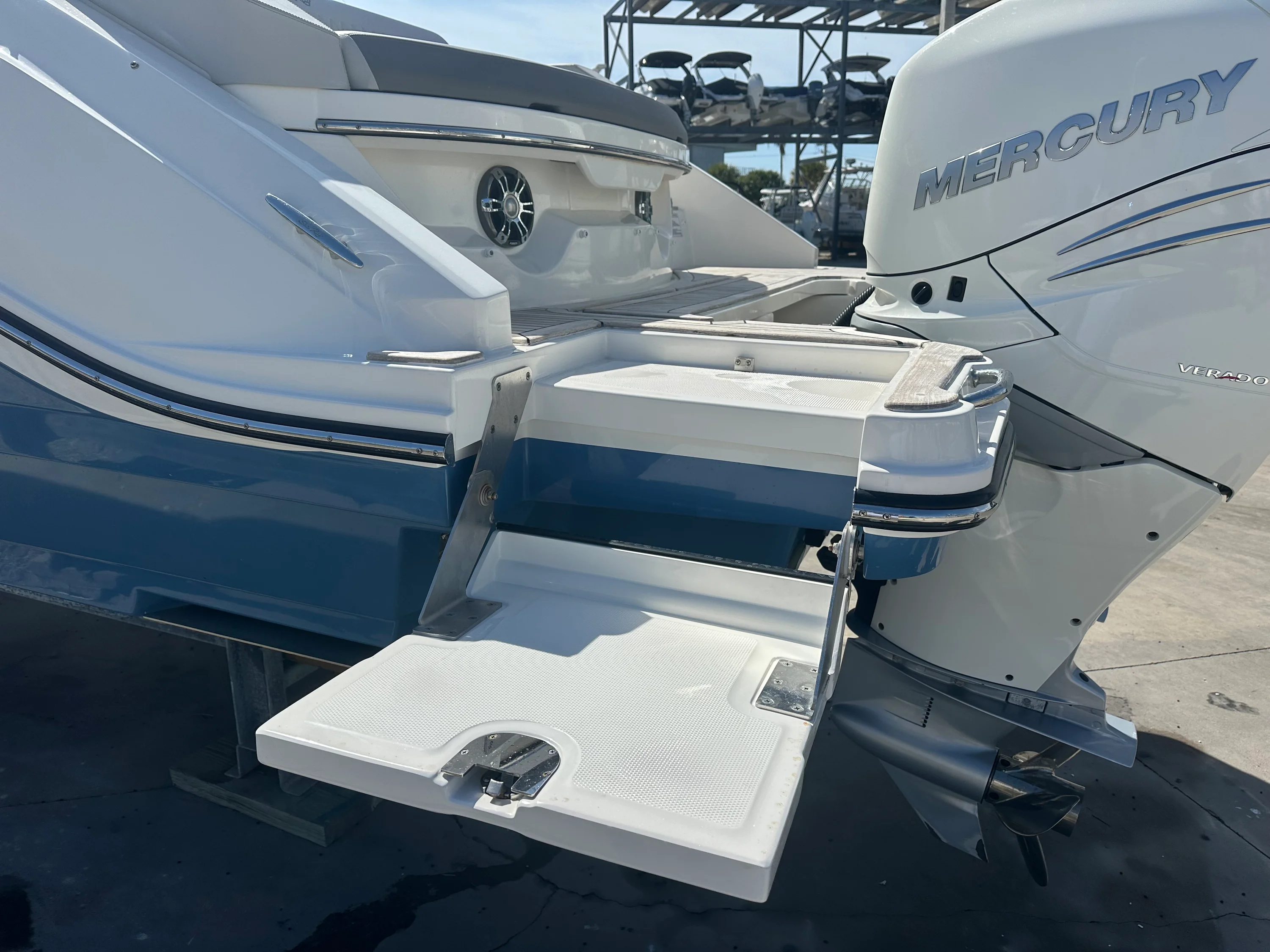 2022 Sea Ray 310 SLX OB Image Thumbnail #6