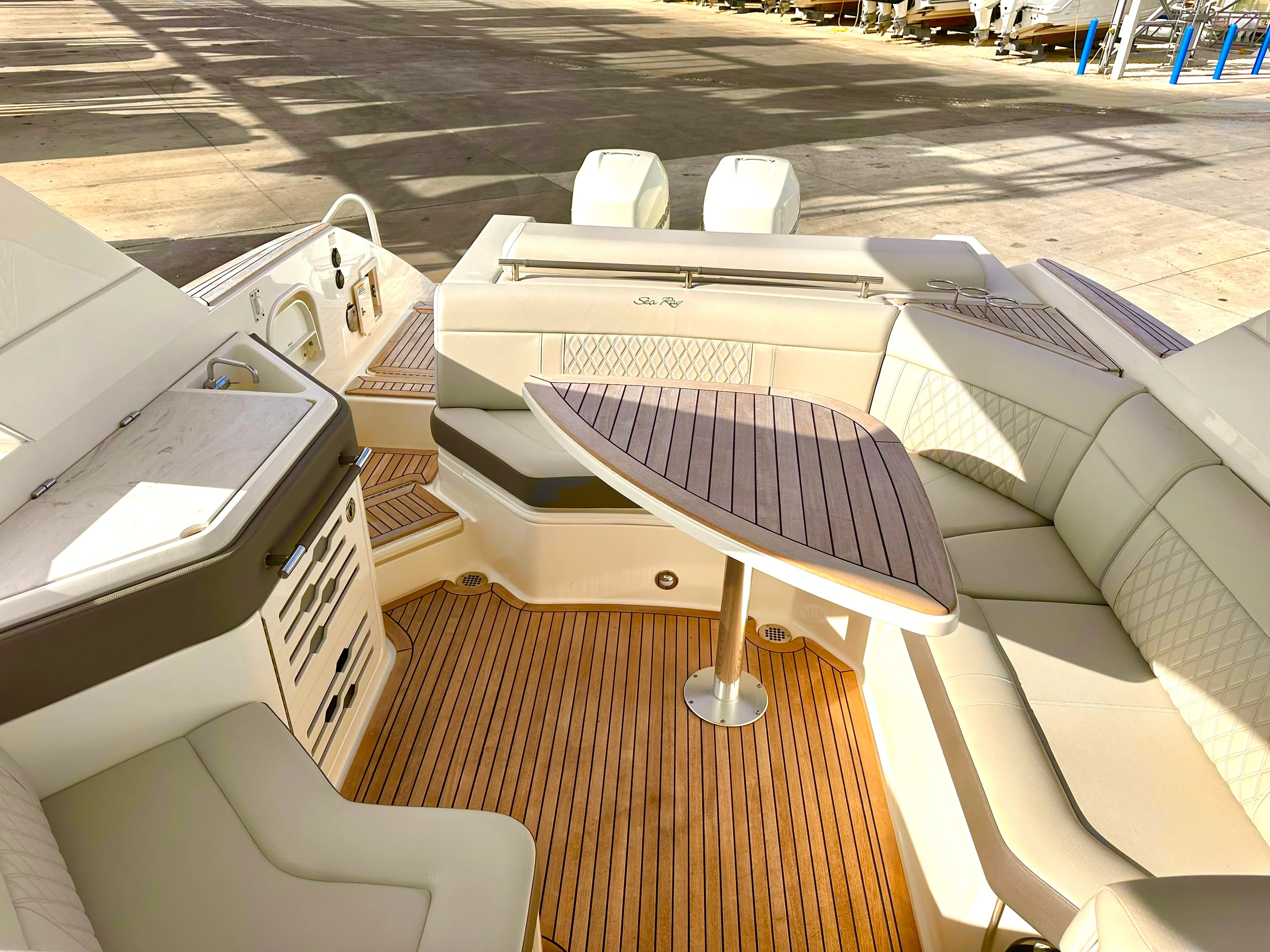 2022 Sea Ray 310 SLX OB Image Thumbnail #22
