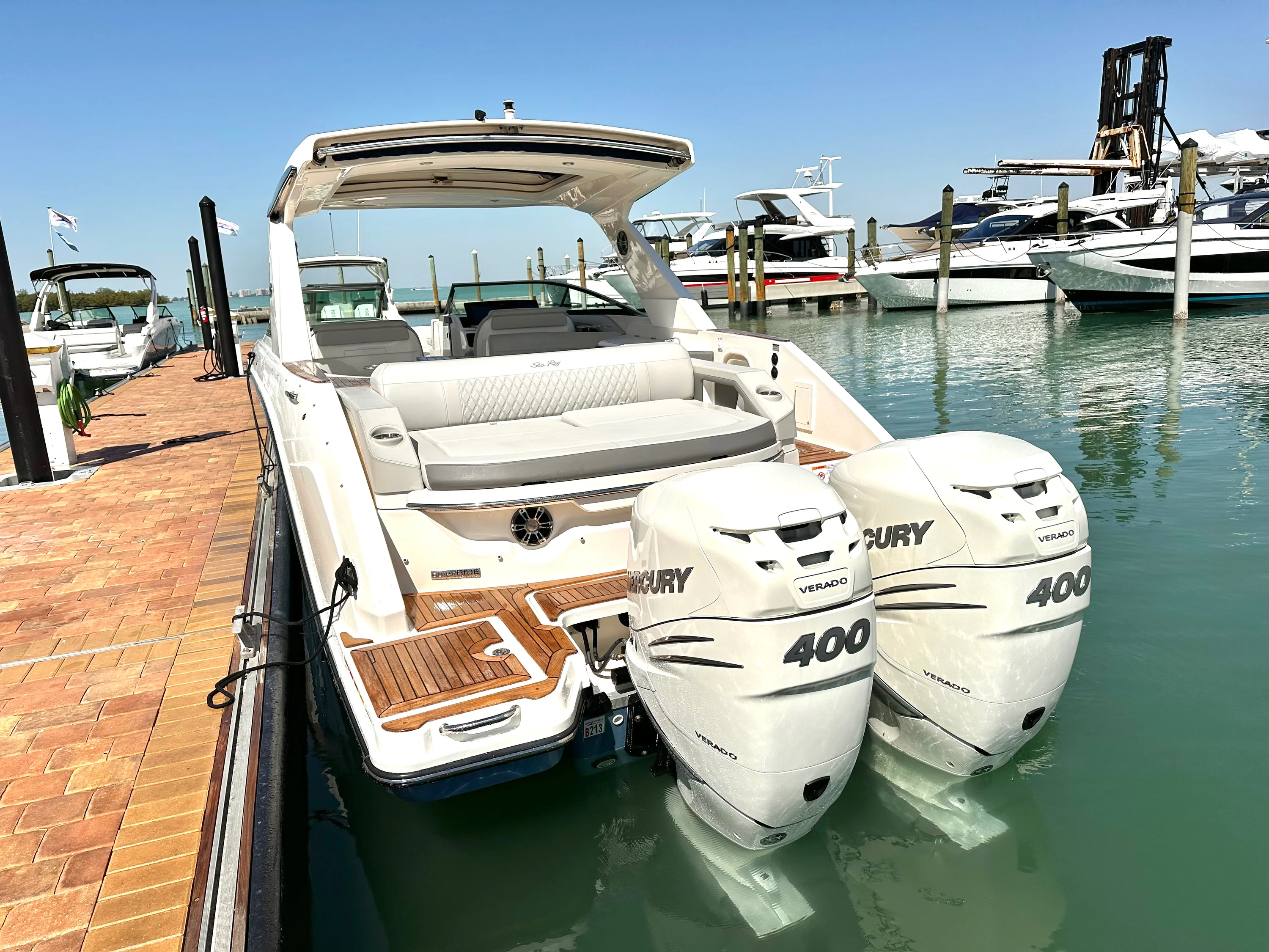 2022 Sea Ray 310 SLX OB Image Thumbnail #14
