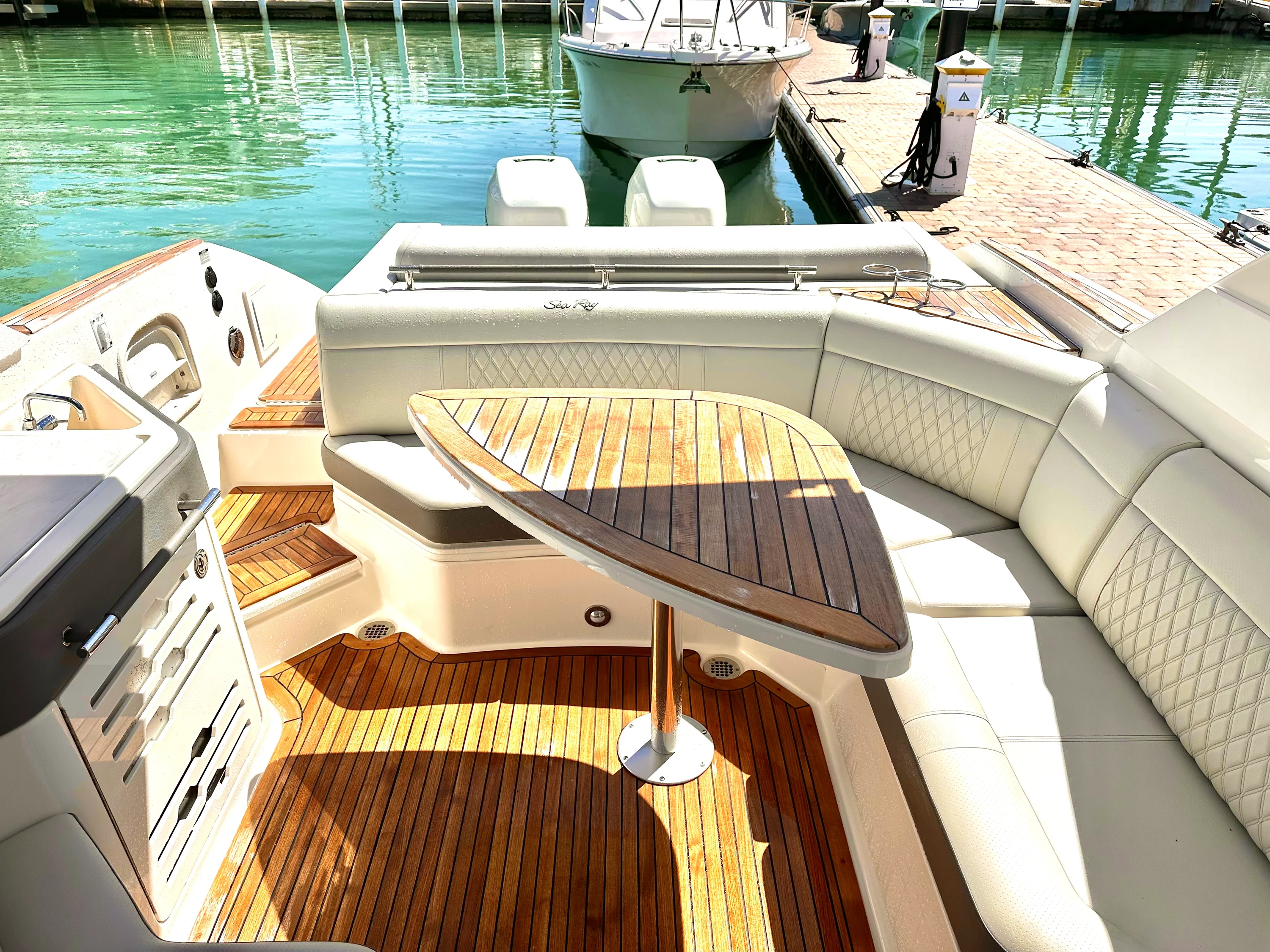 2022 Sea Ray 310 SLX OB Image Thumbnail #21