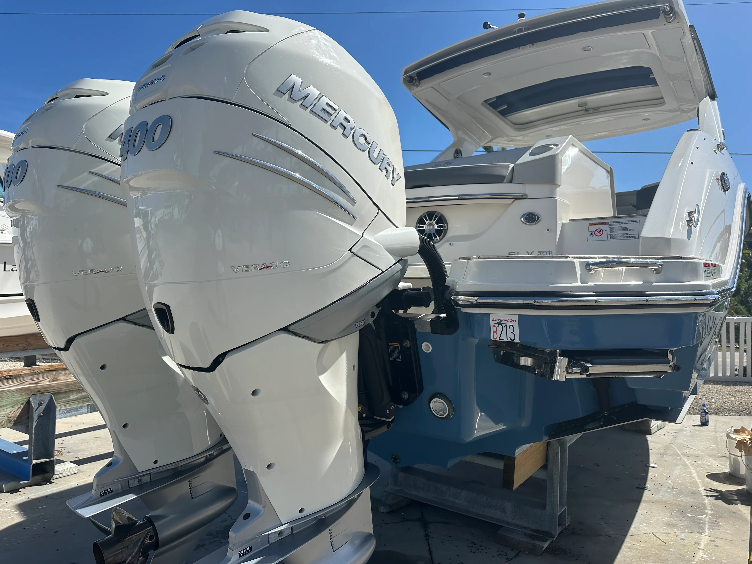 2022 Sea Ray 310 SLX OB Image Thumbnail #3