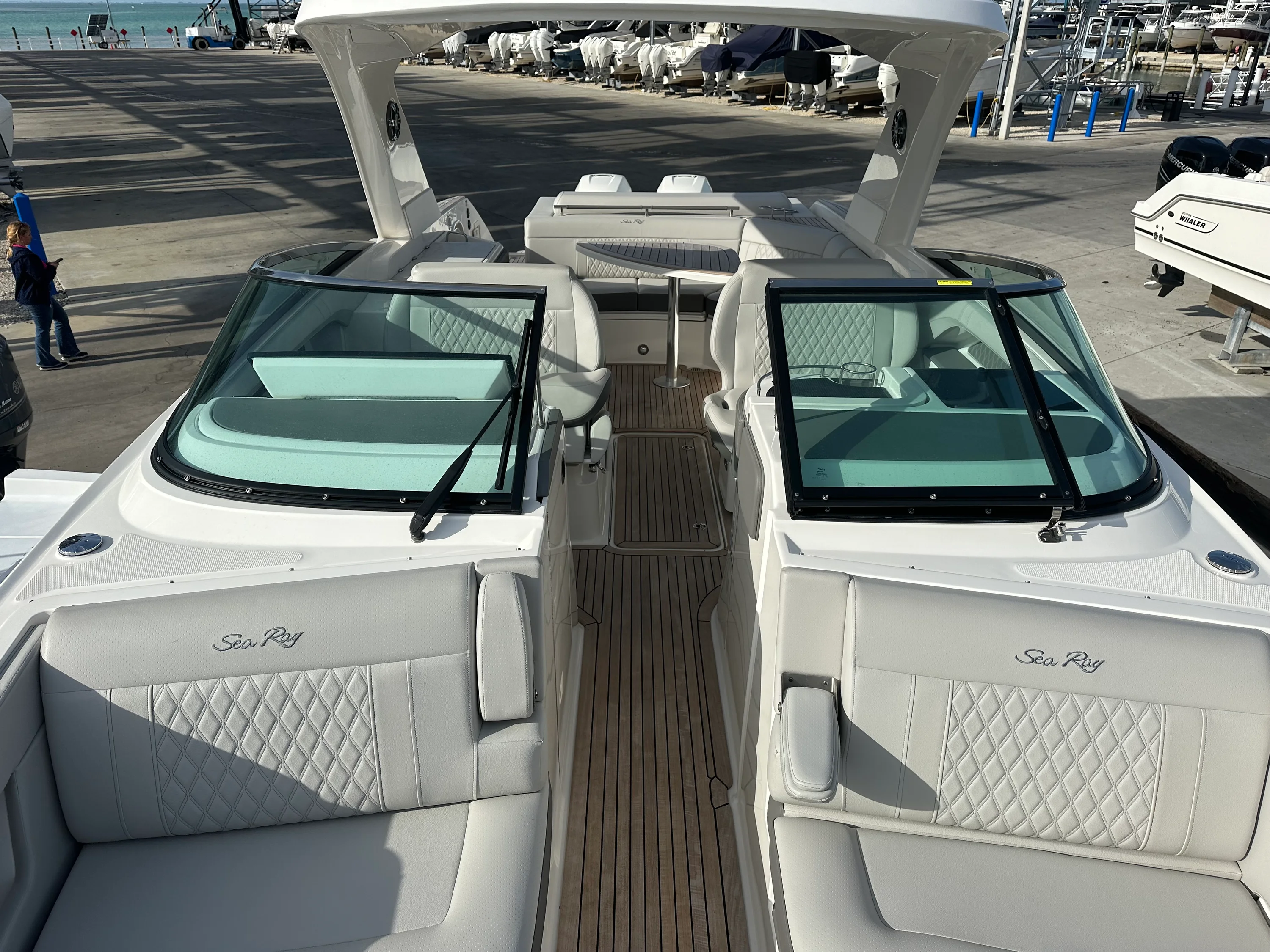 2022 Sea Ray 310 SLX OB Image Thumbnail #39