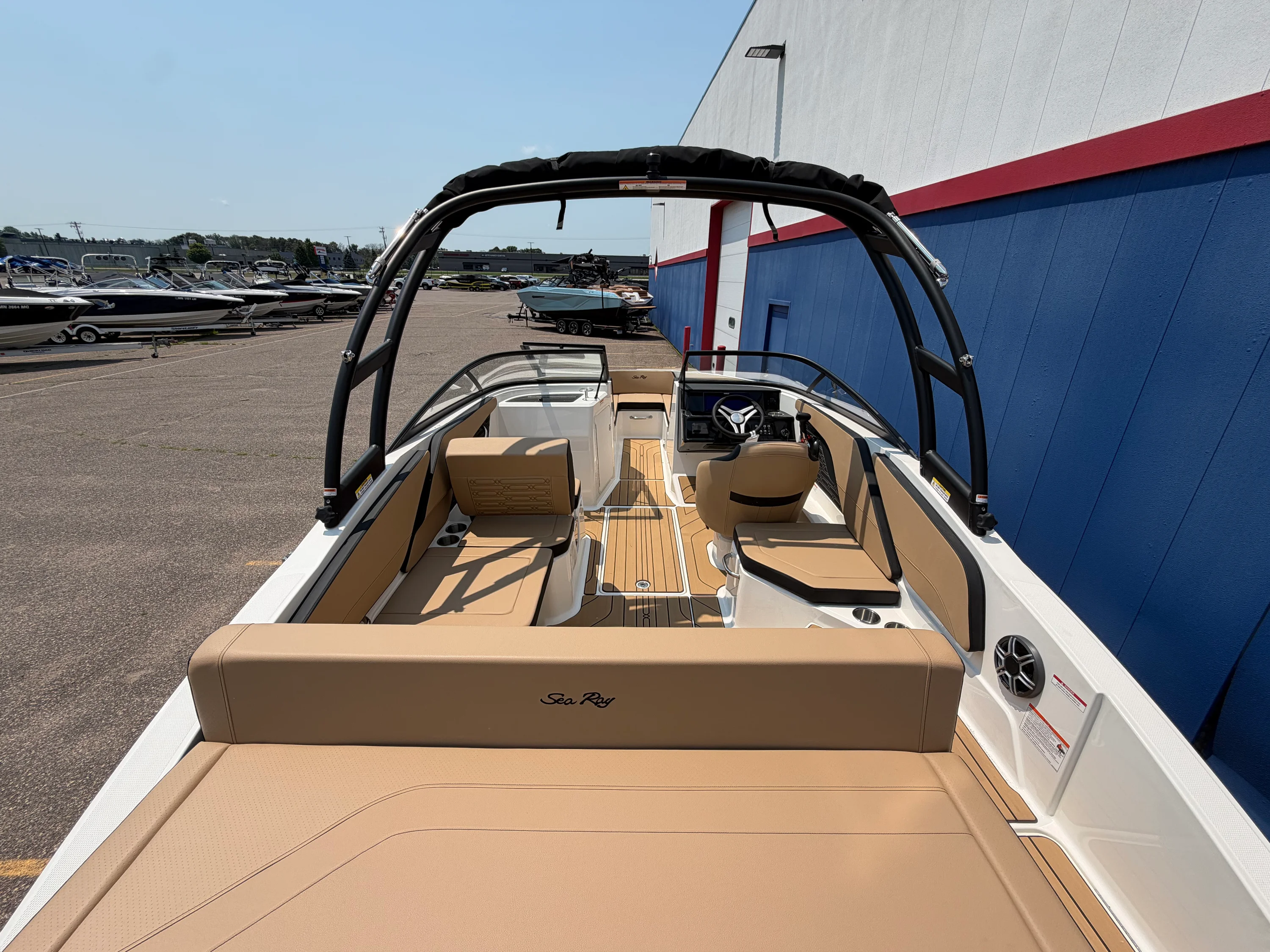 2026 Sea Ray SPX 210 Image Thumbnail #8
