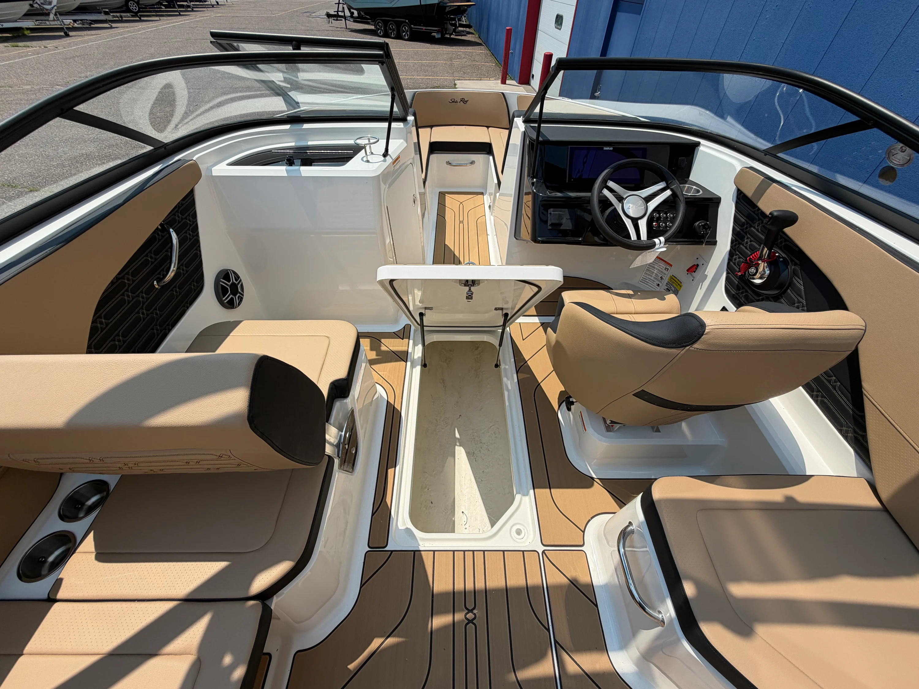 2026 Sea Ray SPX 210 Image Thumbnail #28