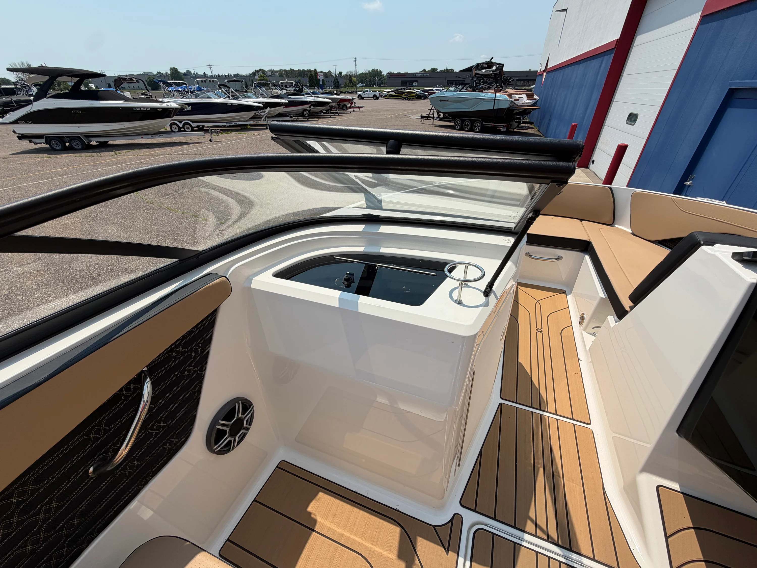 2026 Sea Ray SPX 210 Image Thumbnail #29