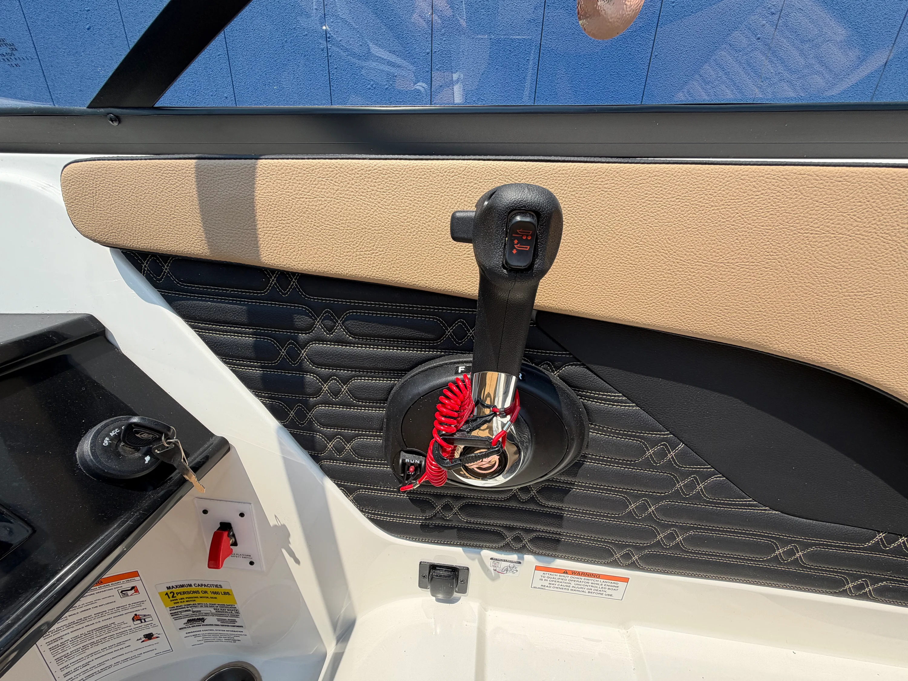 2026 Sea Ray SPX 210 Image Thumbnail #27