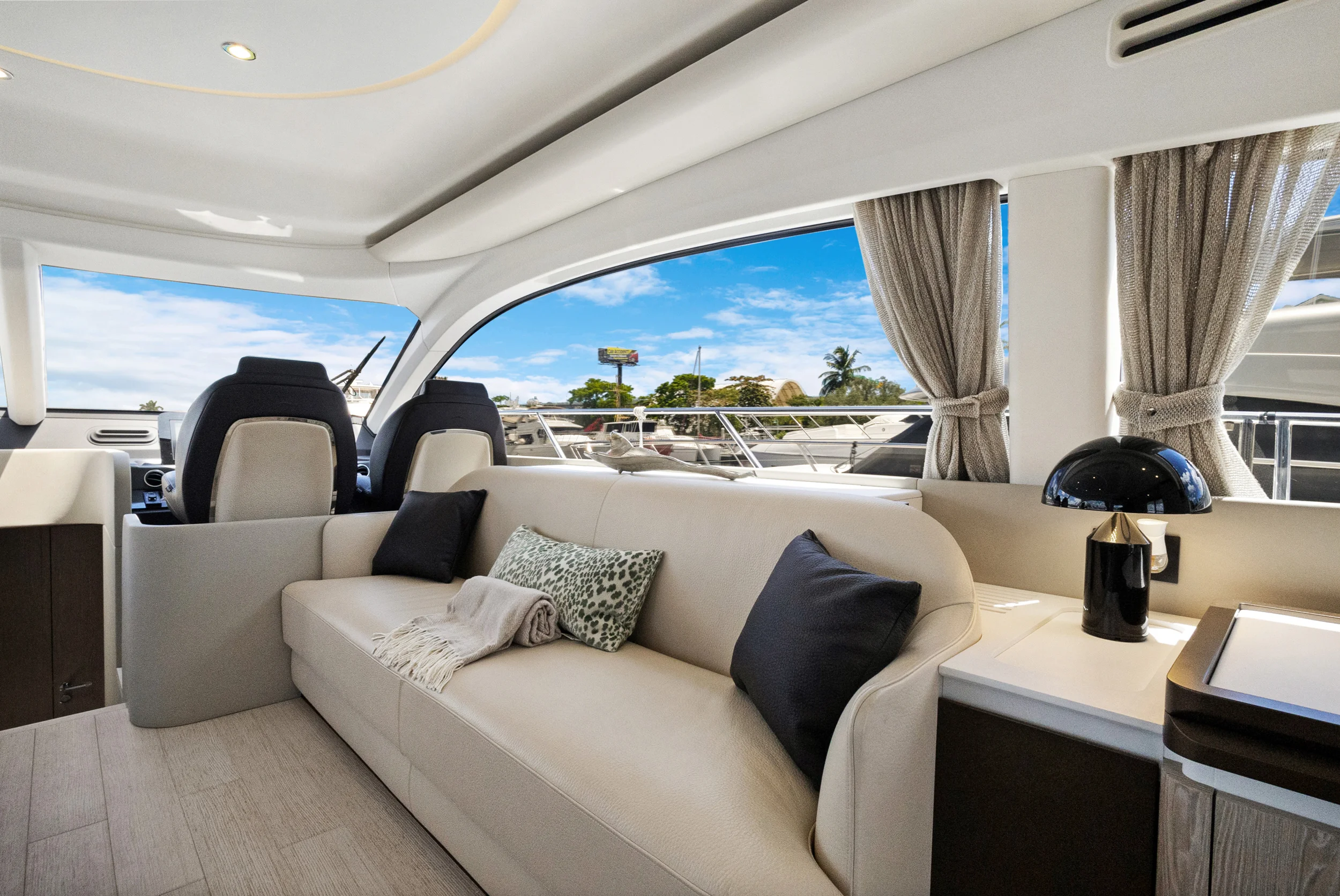 2025 Azimut FLY 53 Image Thumbnail #15