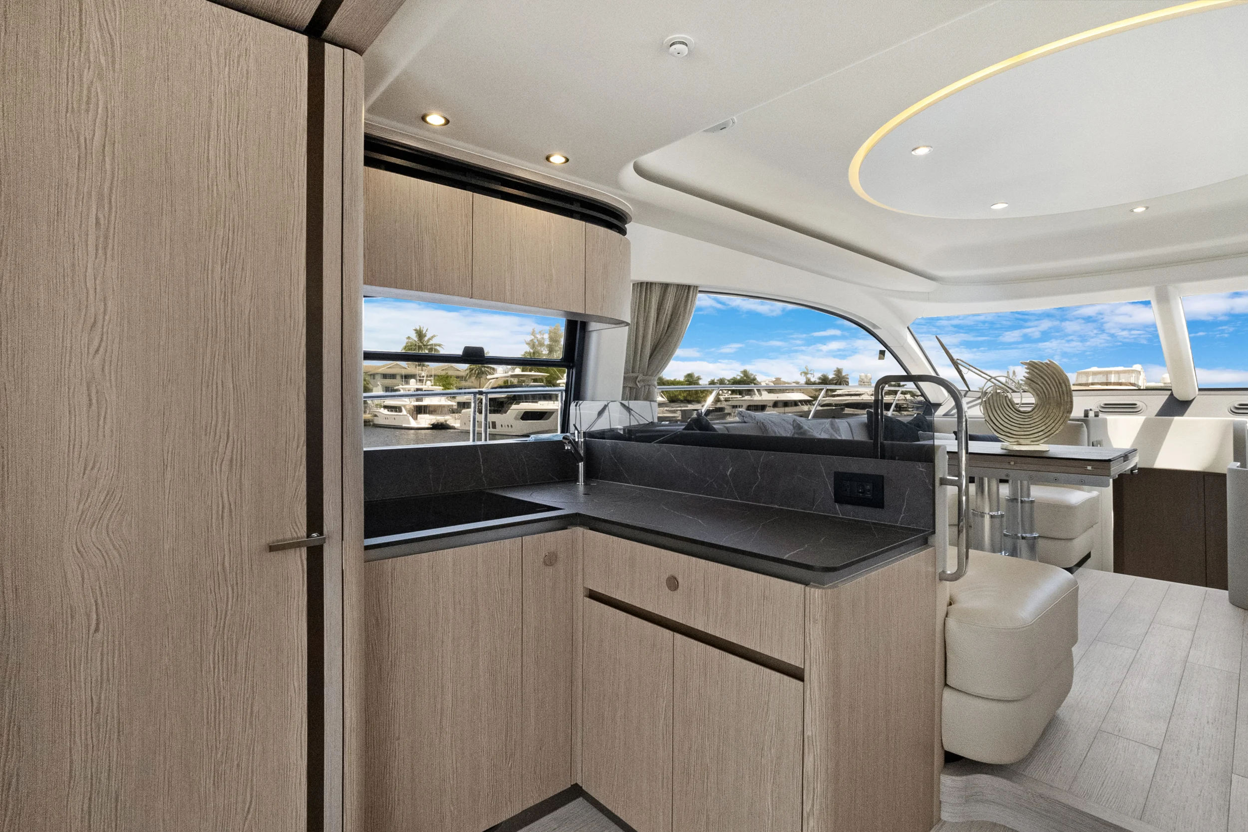 2025 Azimut FLY 53 Image Thumbnail #16