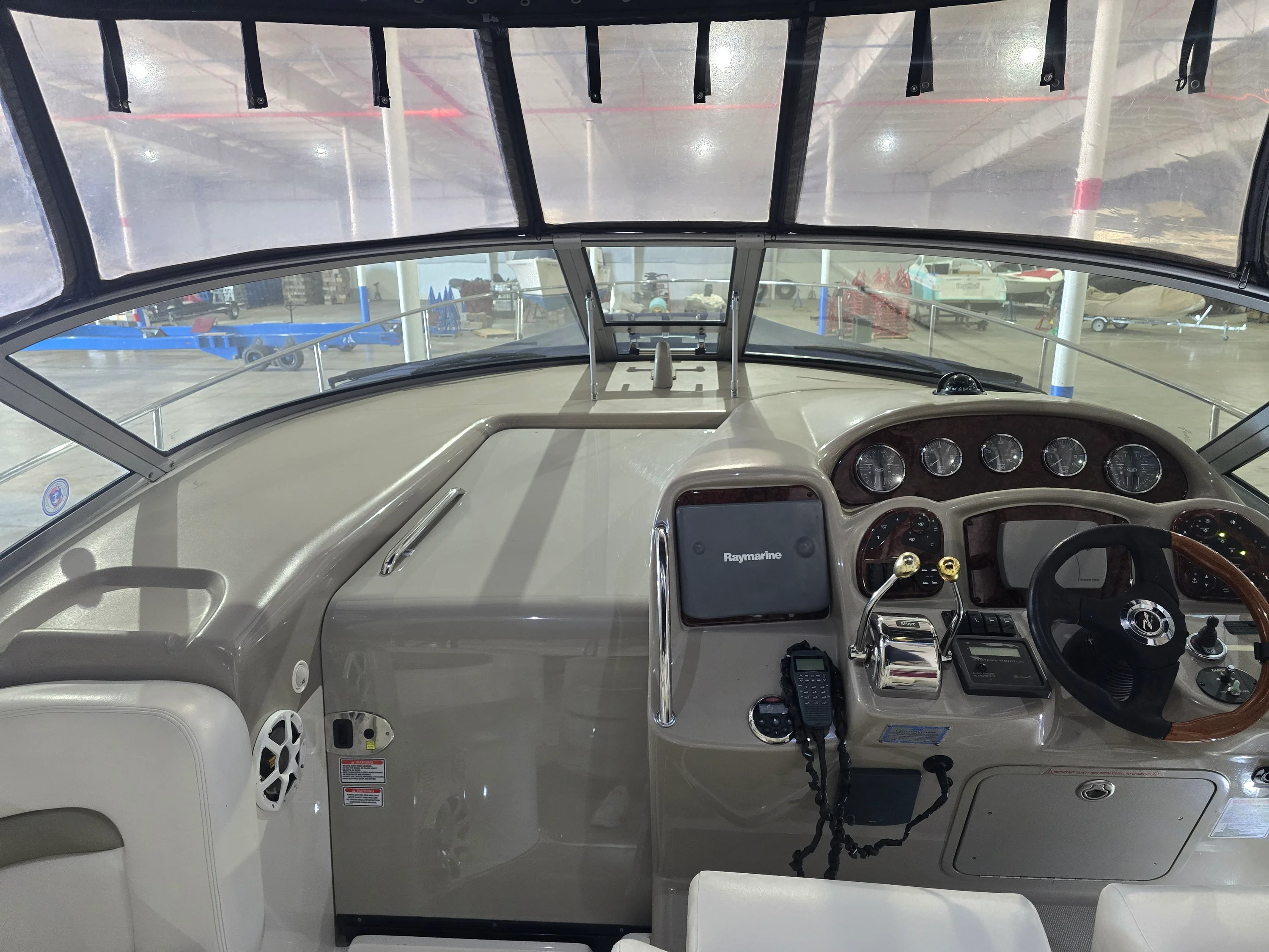 2006 Sea Ray 320 Sundancer Image Thumbnail #4